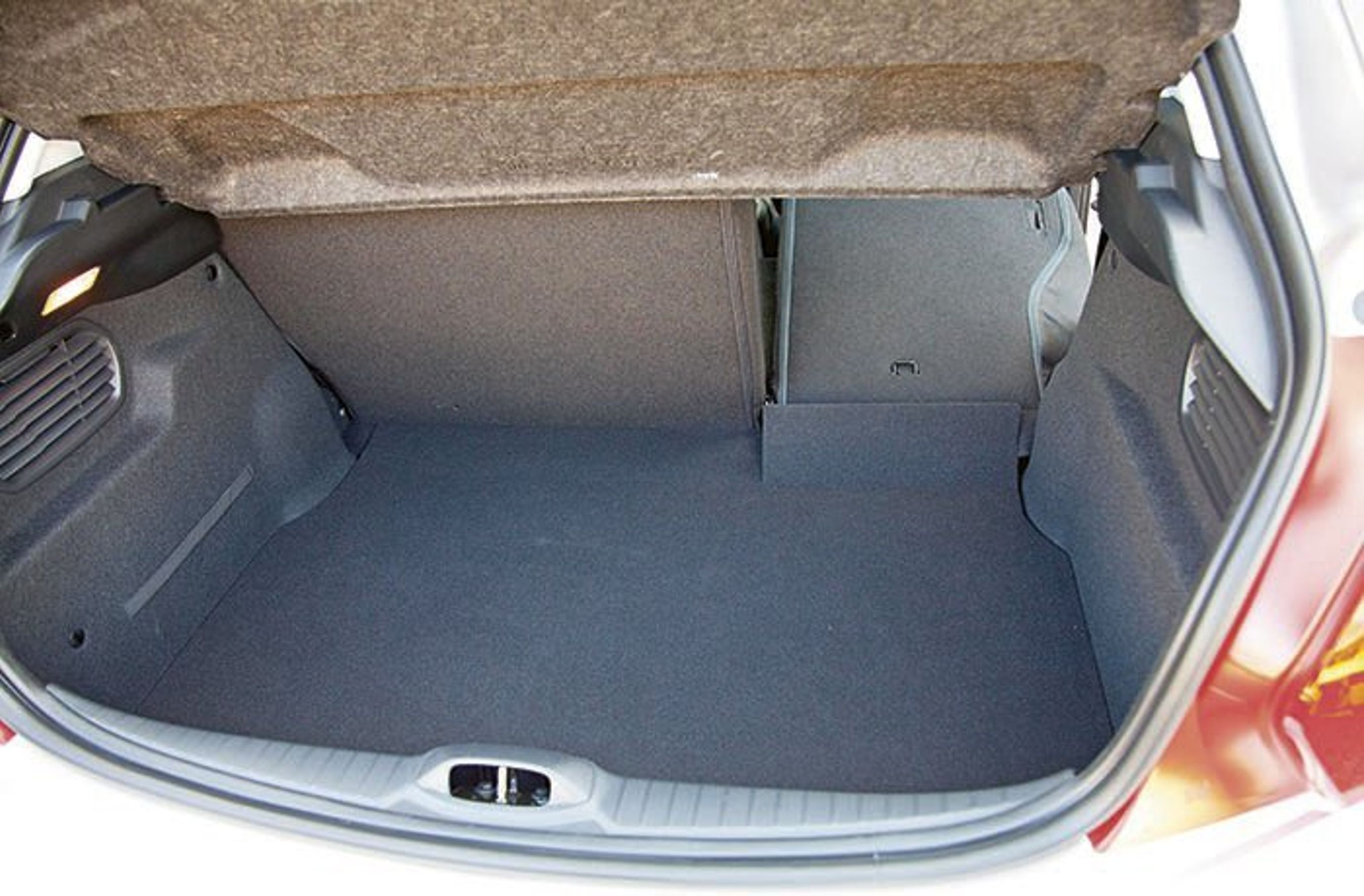 Peugeot 208 bagagerum