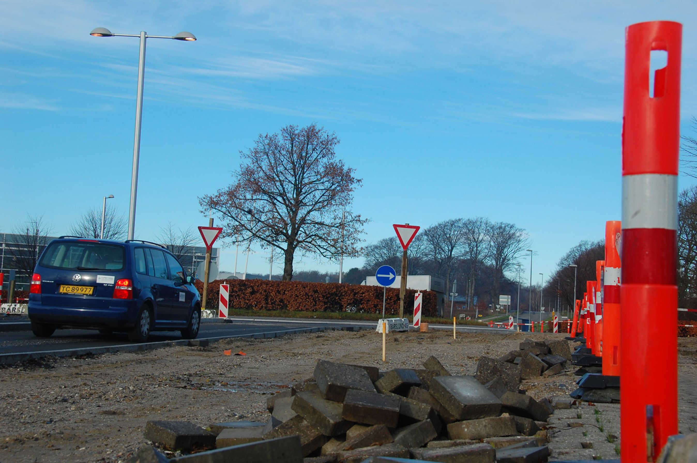 ode veje har en større betydning for dagligdagen end mange aner. Derfor sætter FDM nu vejene på den politiske dagsorden
