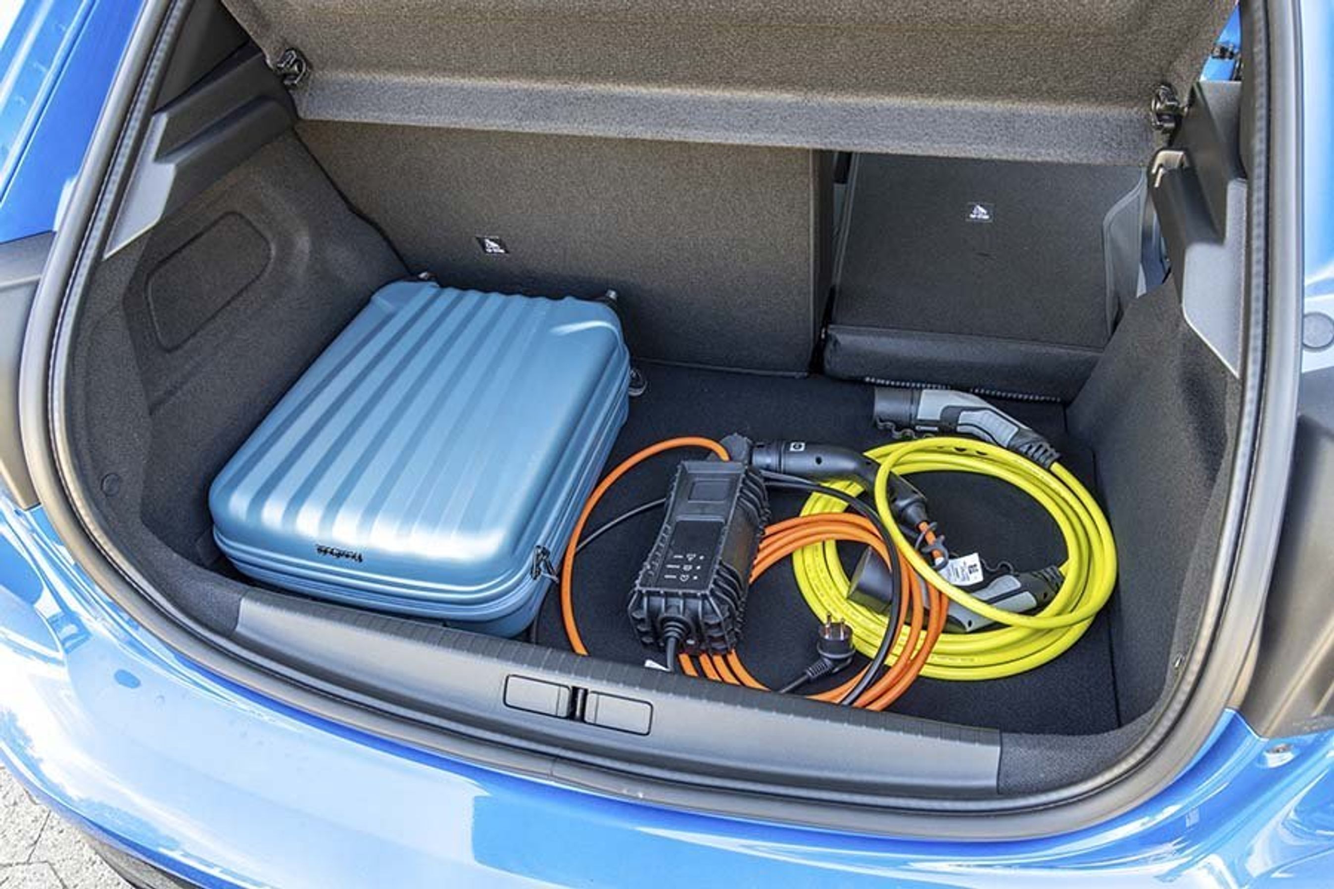 Peugeot e-208 bagagerum