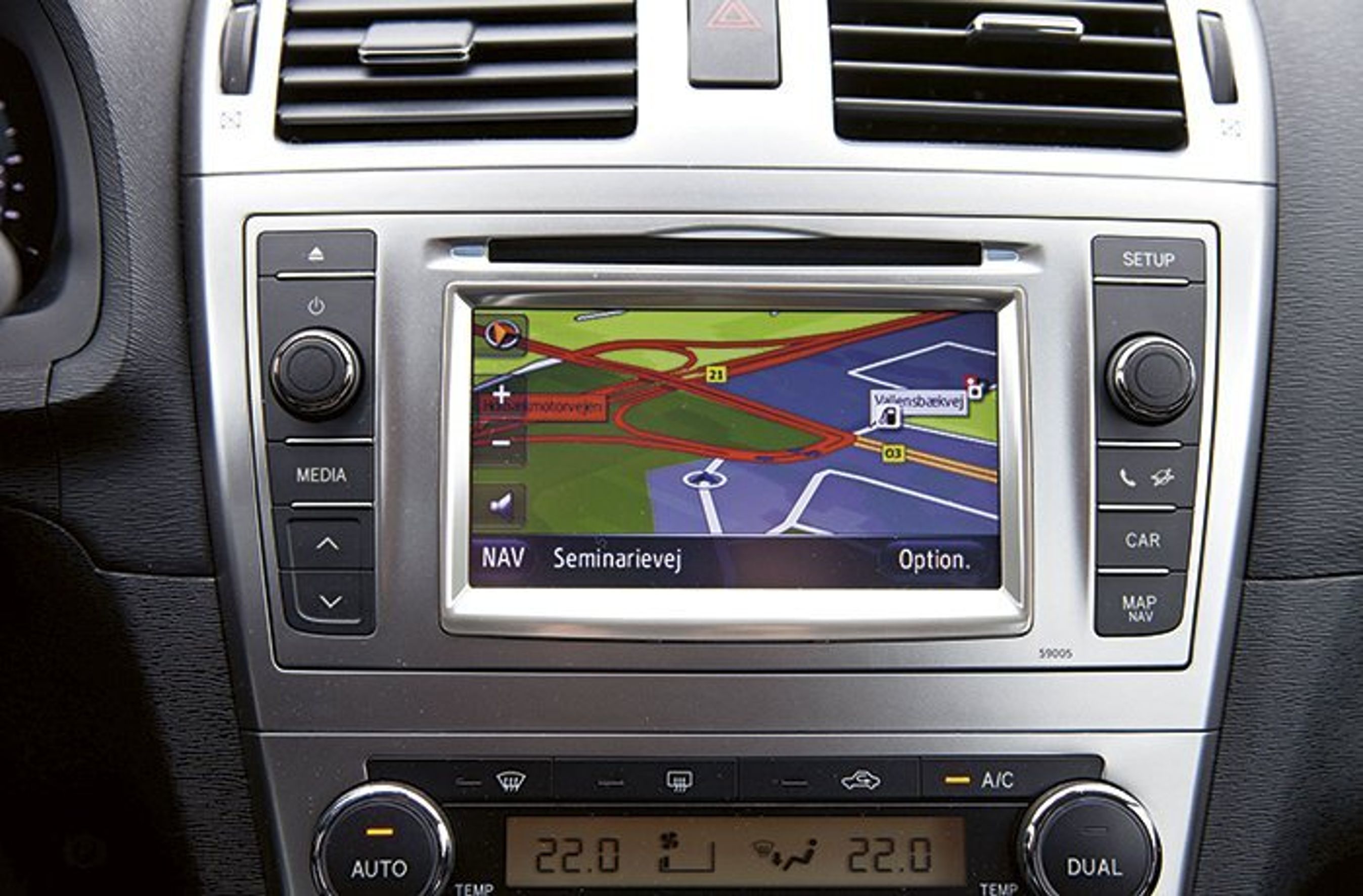 Toyota Avensis skærm