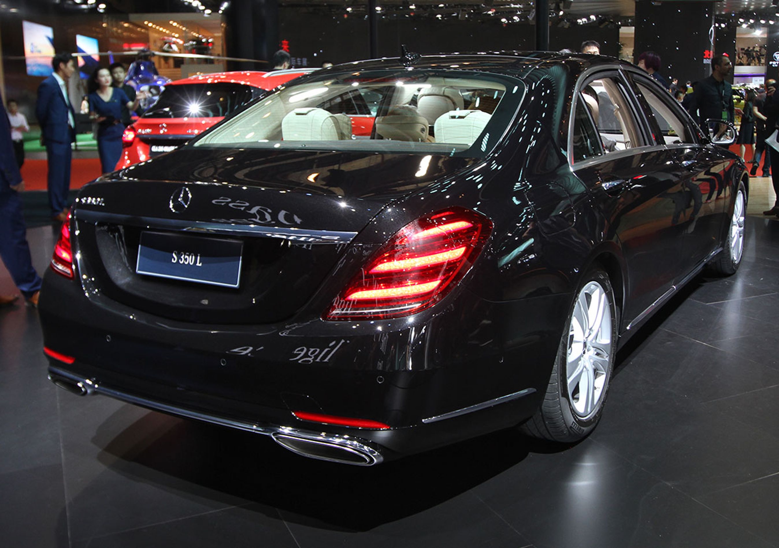 LED-baglygterne har nu et særligt krystal-udseende.