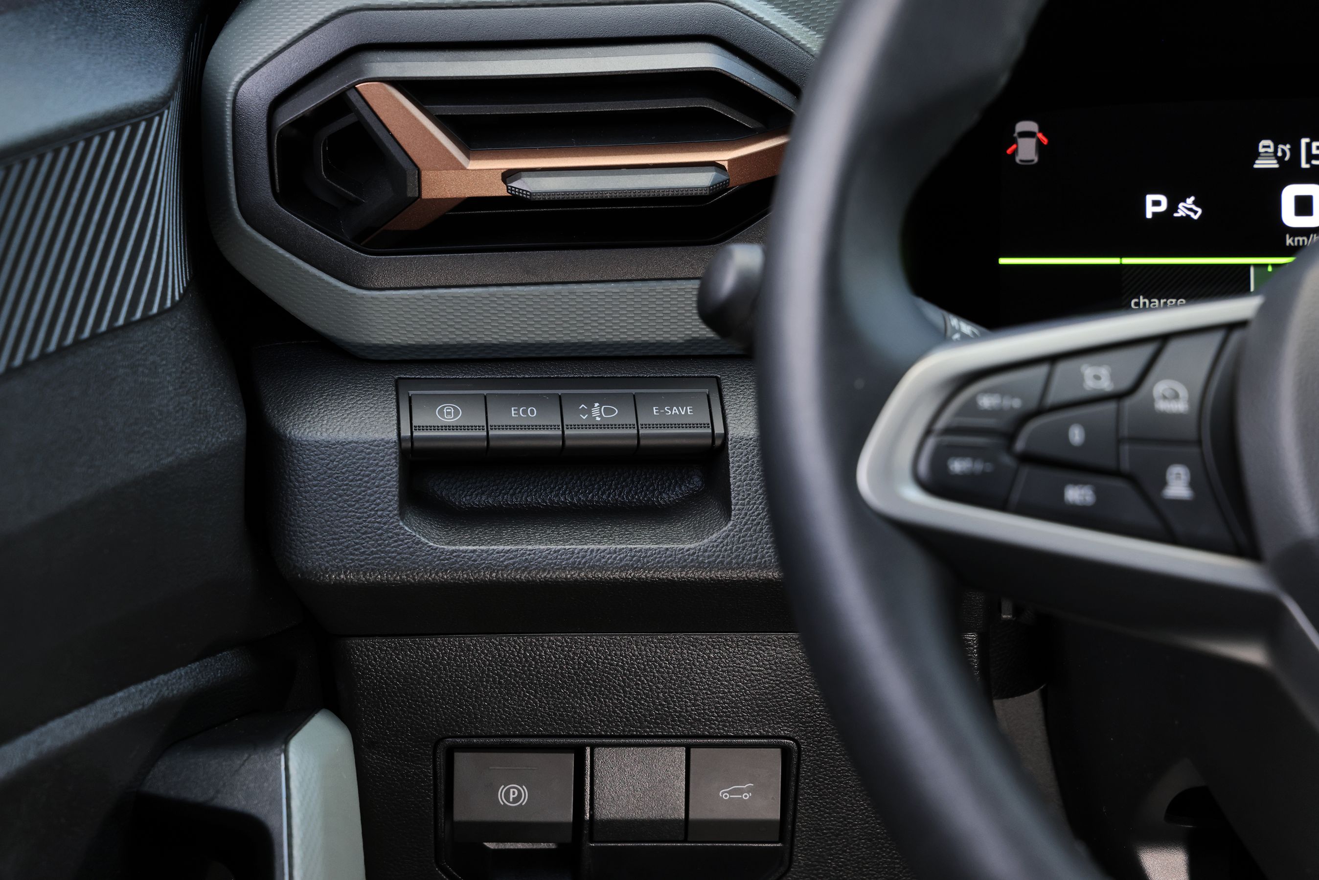 Knapper og luftdyse på Dacia Bigster