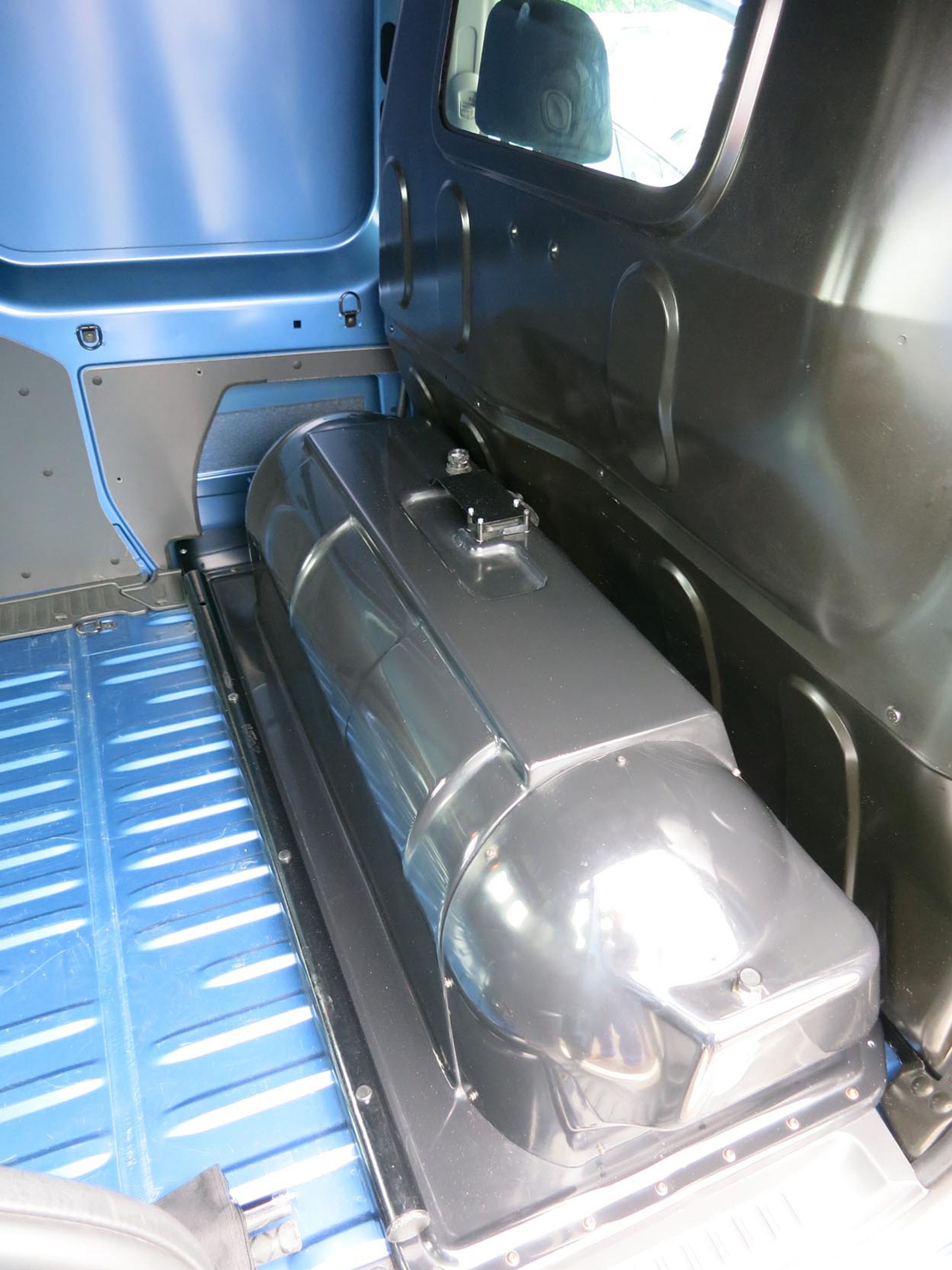 Renault Kangoo ZE H2 er noget så sjældent som en plug-in hybrid, der forener elbilens fordele med brintbilens rækkevidde.