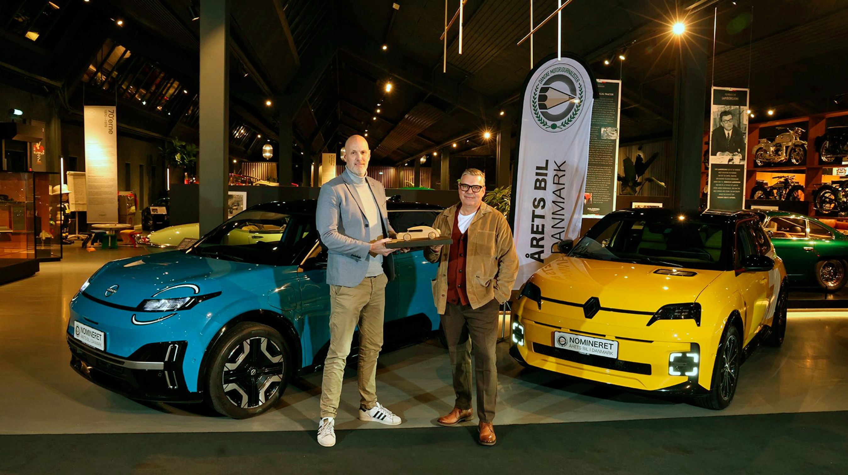 Vinderne af Årets Bil i Danmark 2026: Nissan Micra og Renault 5