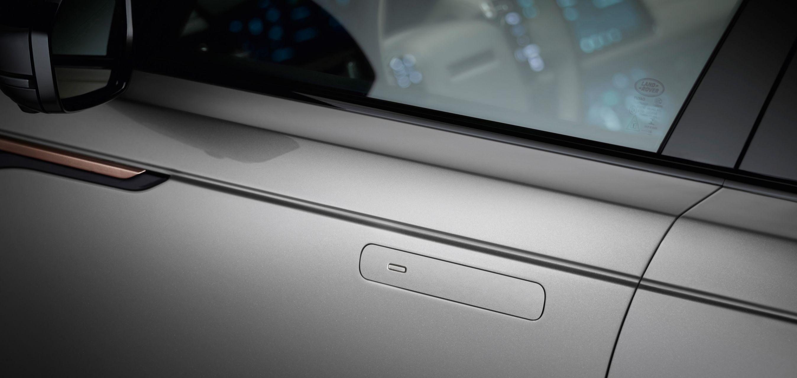 Range Rover Velars dørhåndtag flugter med karrosseriet