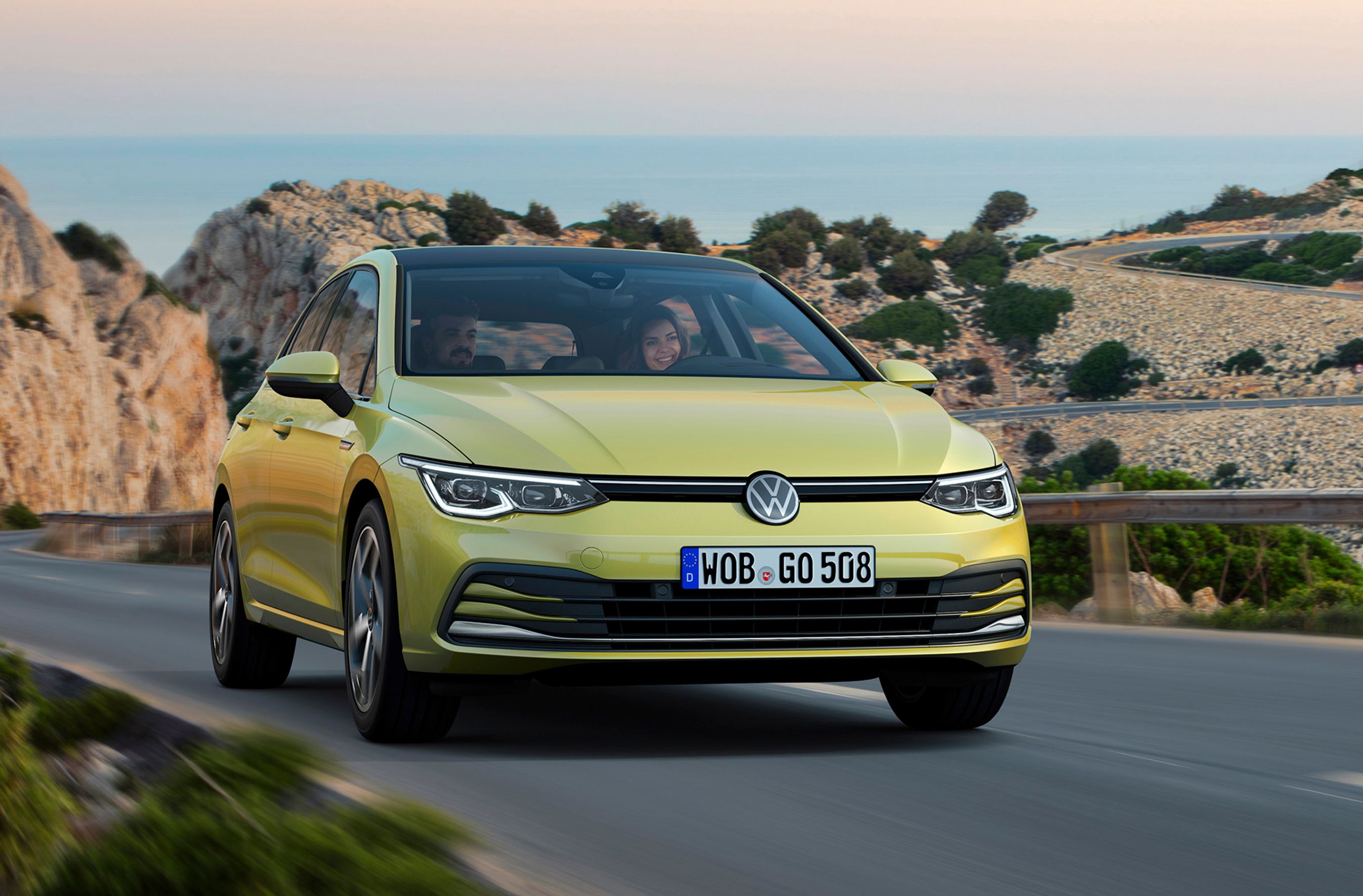 Ottende generation af VW Golf kommer til Danmark til marts. I første omgang kommer kun denne femdørs udgave, men en stationcar dukker op i slutningen af 2020.