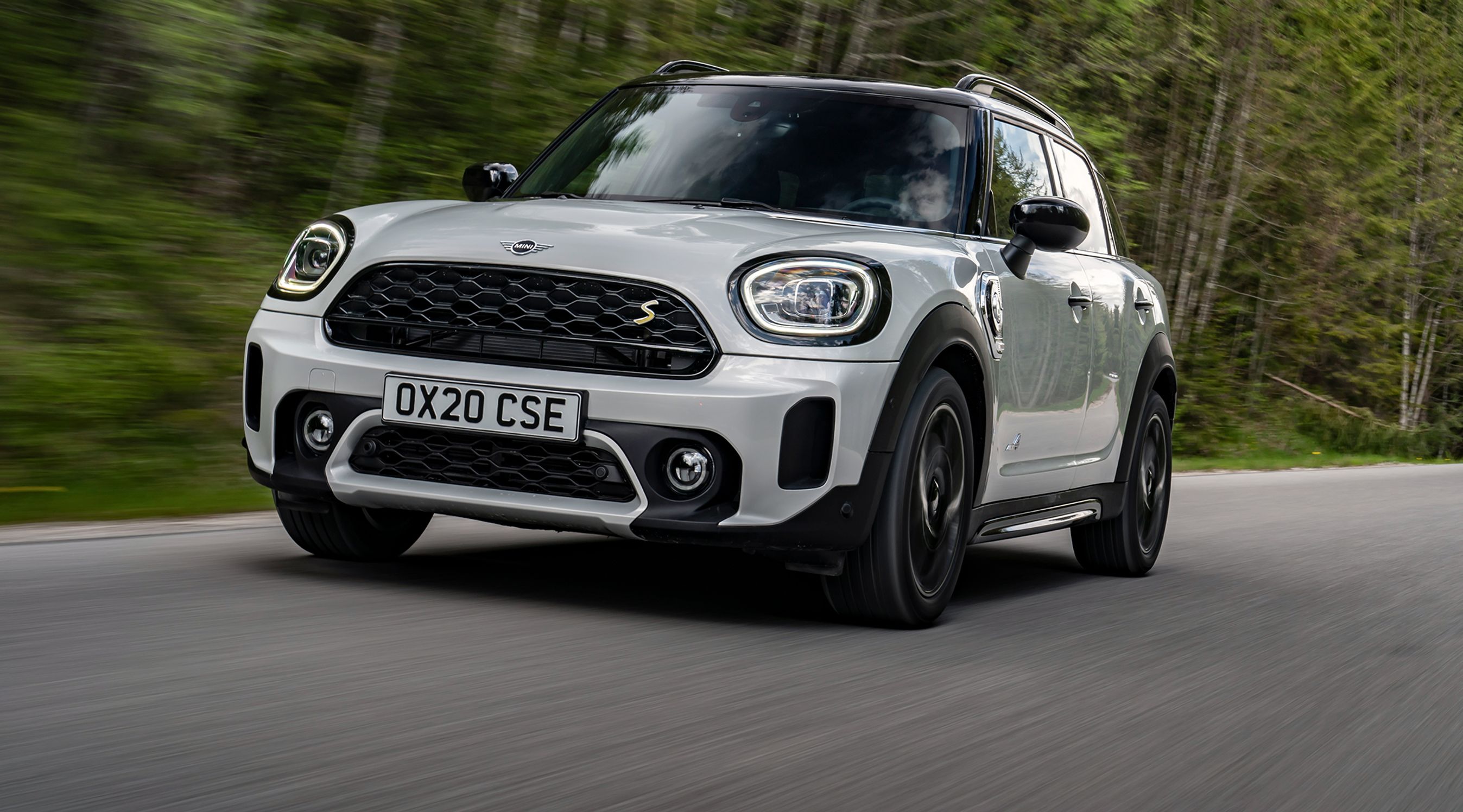 Mini Countryman har fået et facelift med bl.a. ny grill og kofanger.