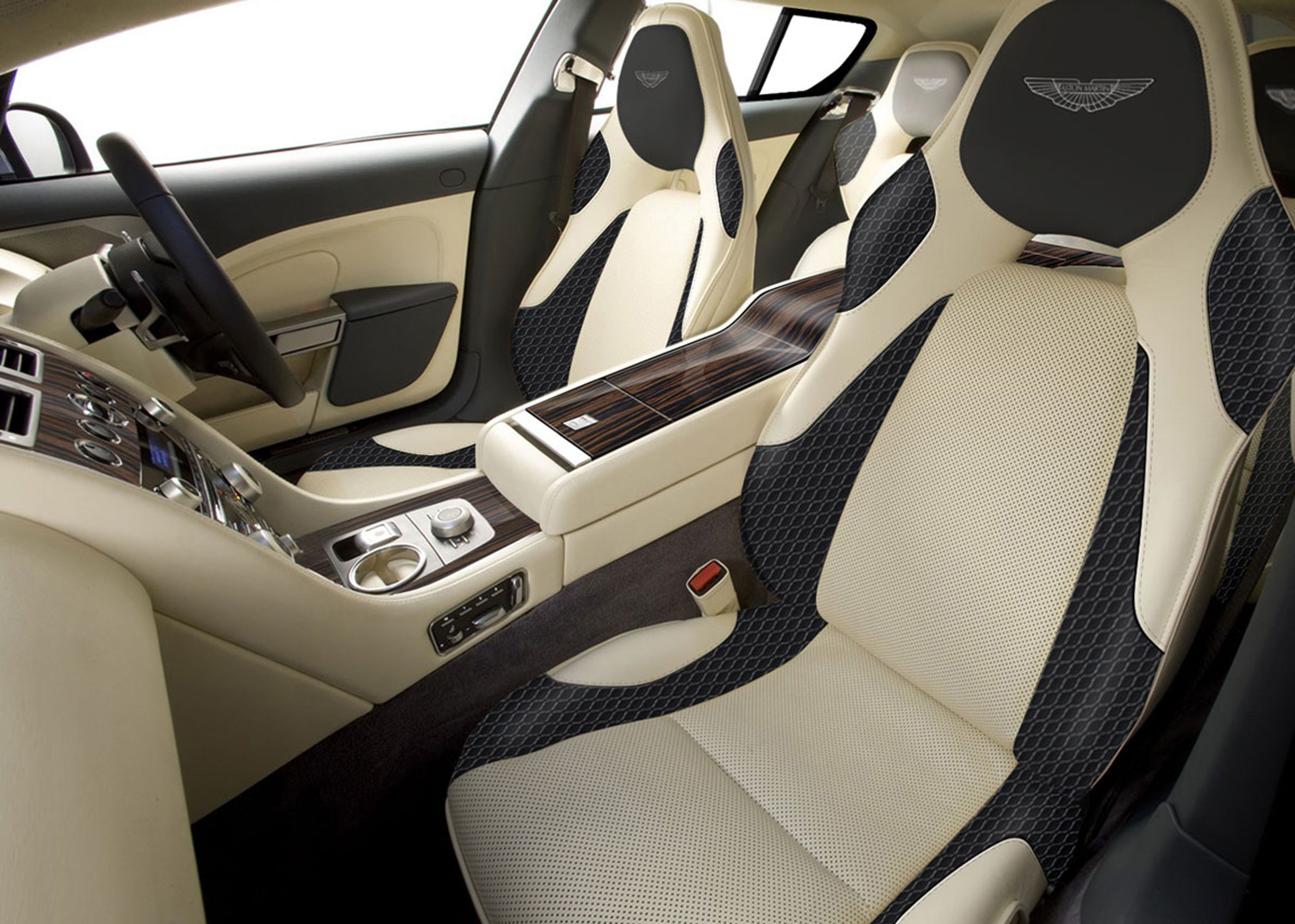 Også i kabinen er der gjort noget ekstra.