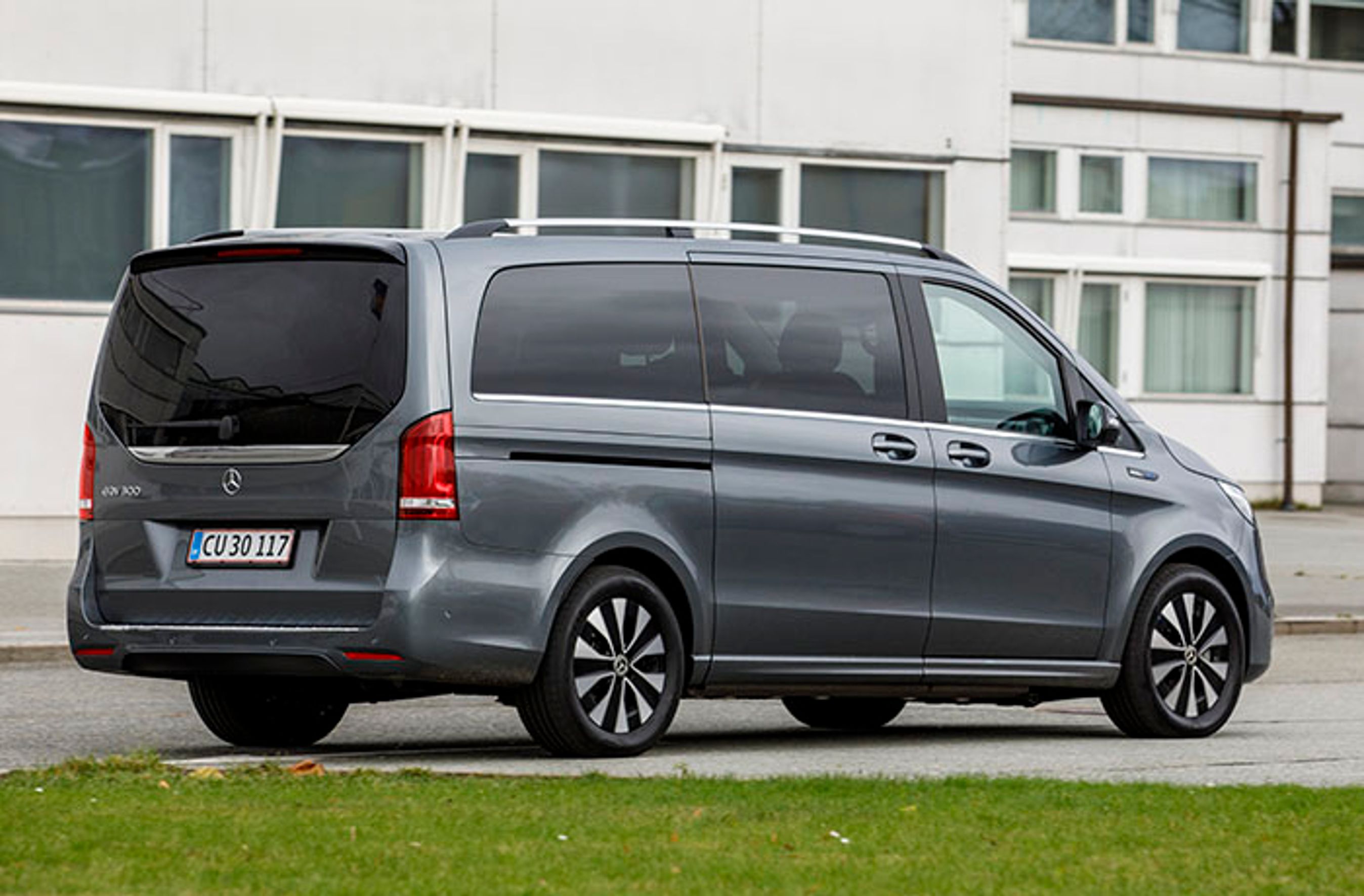 Mercedes-Benz EQV set bagfra