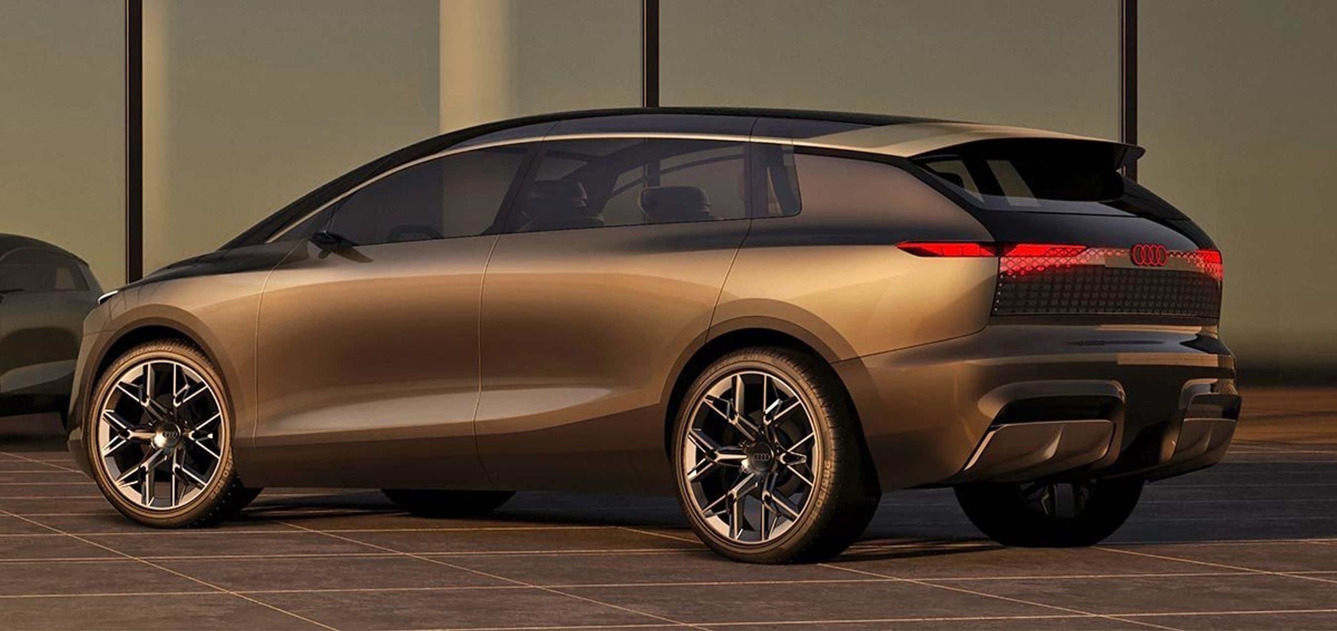 Audi Urban Sphere er en enorm bil - 5,51 meter lang og med en akselafstand på 3,40 meter. Begge dele er langt mere end den lange udgave af Audi A8.