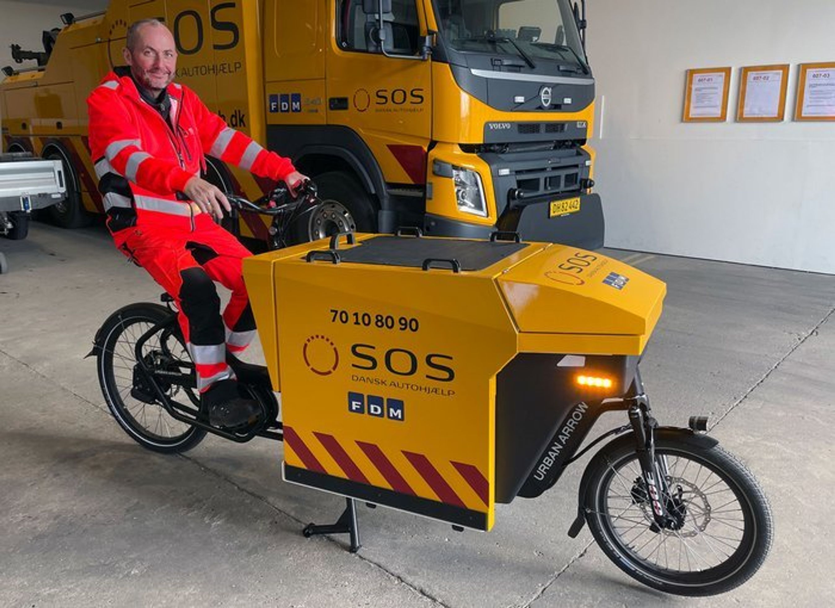 Reno Nebelong-Ibsen har været initiativtager til cykelprojektet. Han kørte sammen med en kollega de tunge cykler hjem til stationen i Brøndby fra værkstedet i Køge. Det var en lang tur, erkender han, selv om en elmotor hjælper til.