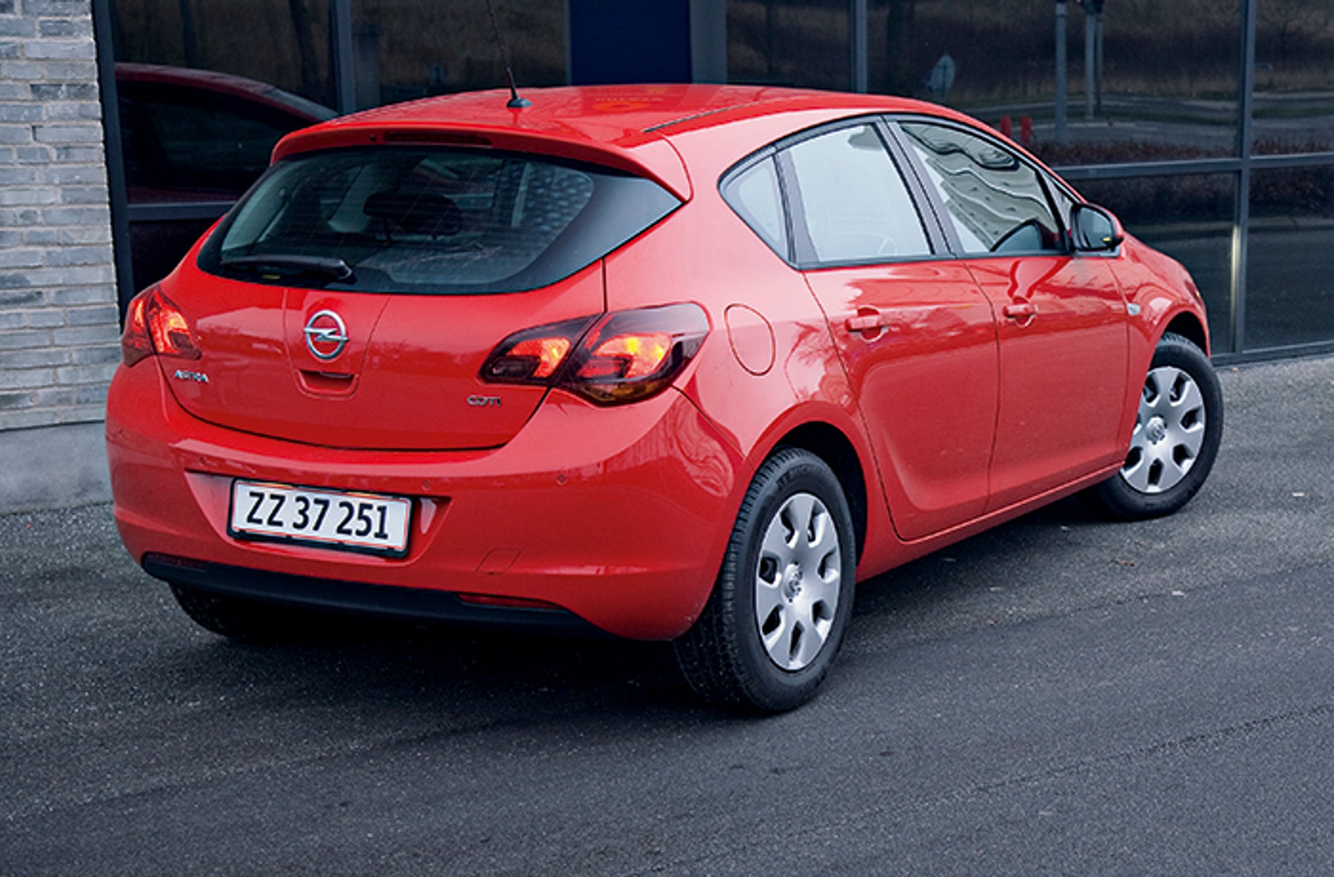 Opel Astra set bagfra