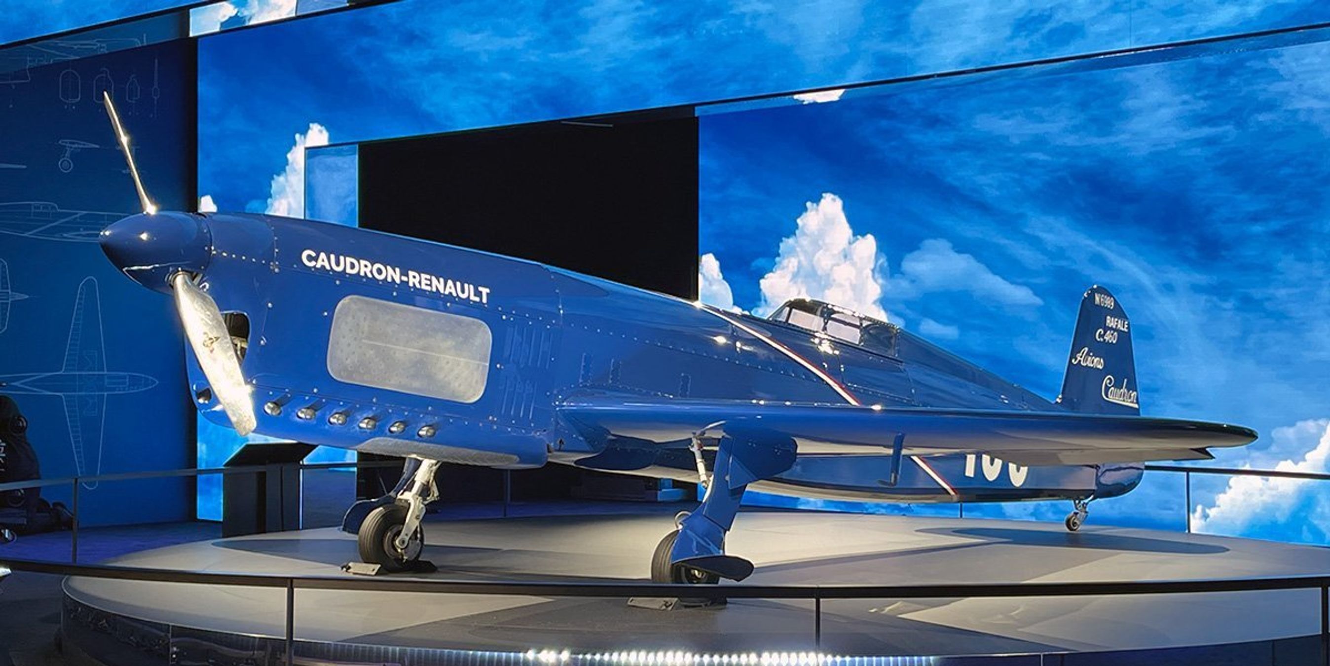 Flyet Caudron-Rafale.