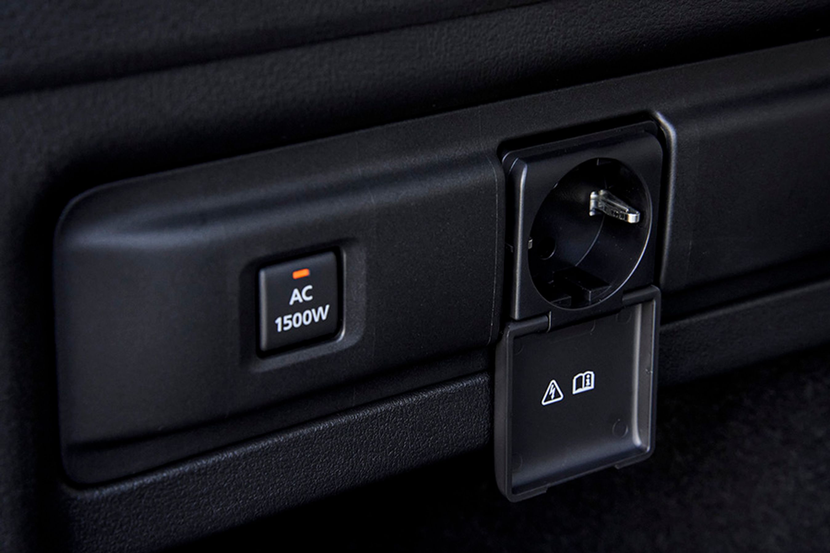 Det er muligt at trække 1,5 kW ud af bilen til f.eks. hobbyudstyr eller elværktøj. 