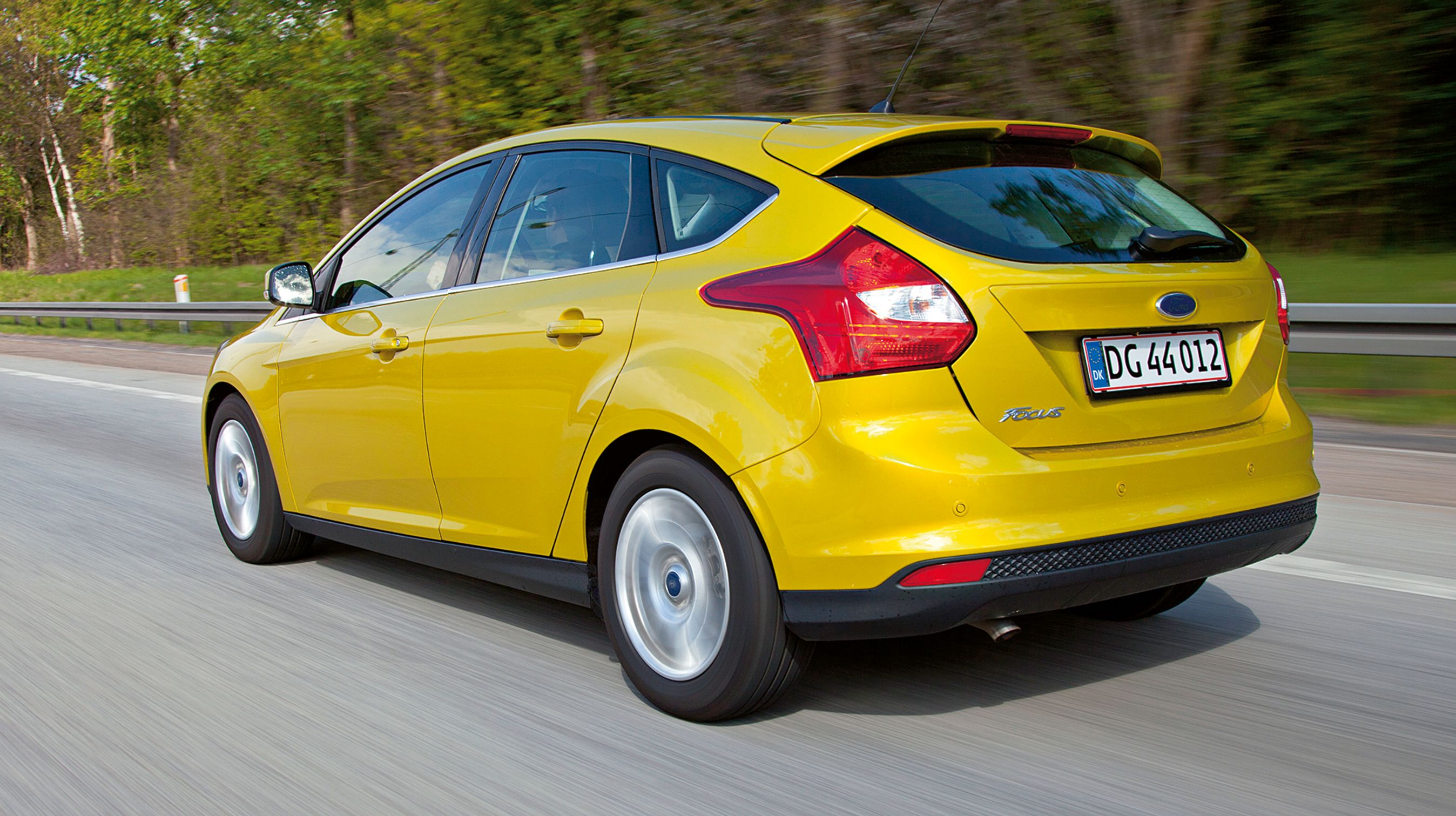 Ford Focus findes indtil videre kun som femdørs hatchback (billedet) eller som femdørs stationcar.