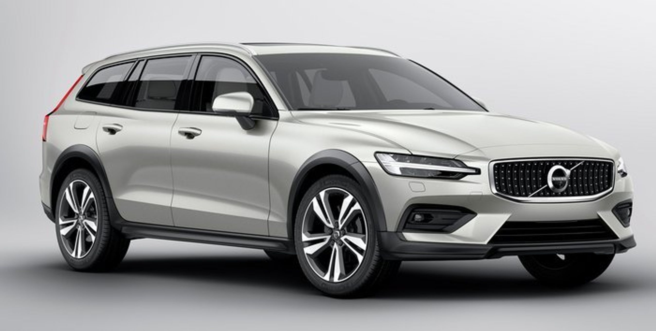 Volvo V60 CC forfra.