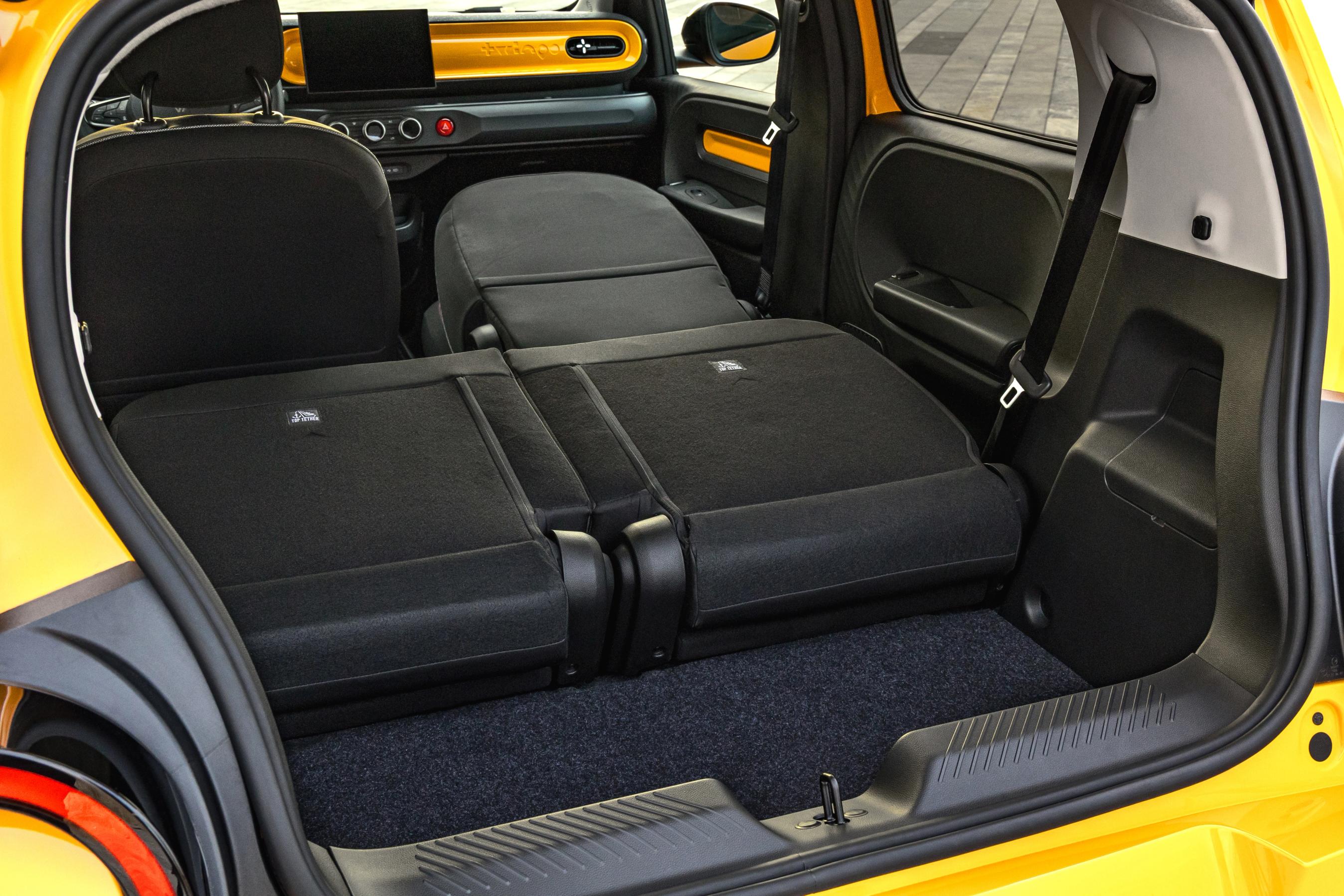 Bagagerum i Renault Twingo med bagsæderne lagt ned