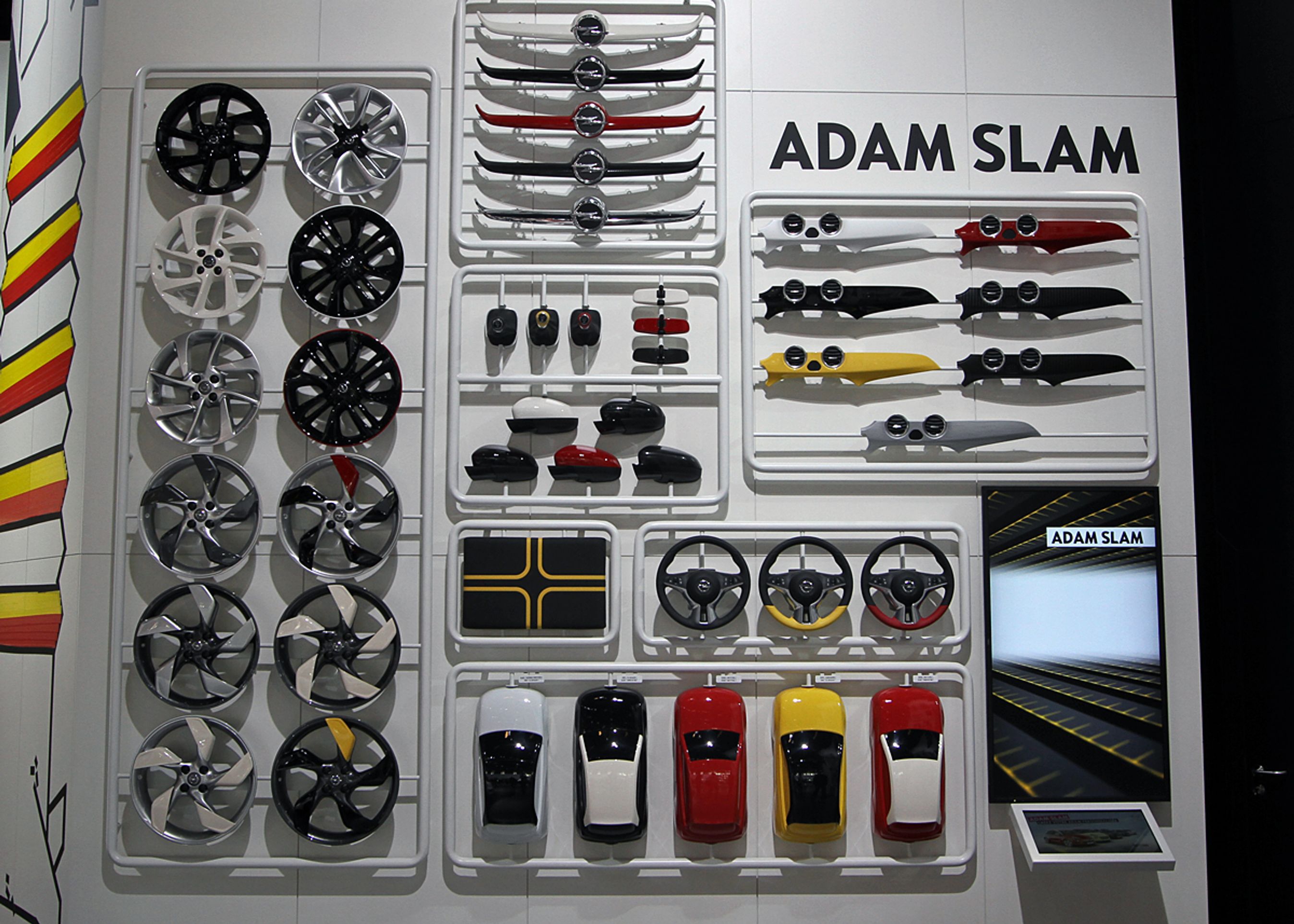 Adam kan udsmykkes i tre forskelige designlinjer, Jam, Glam og her Slam. 