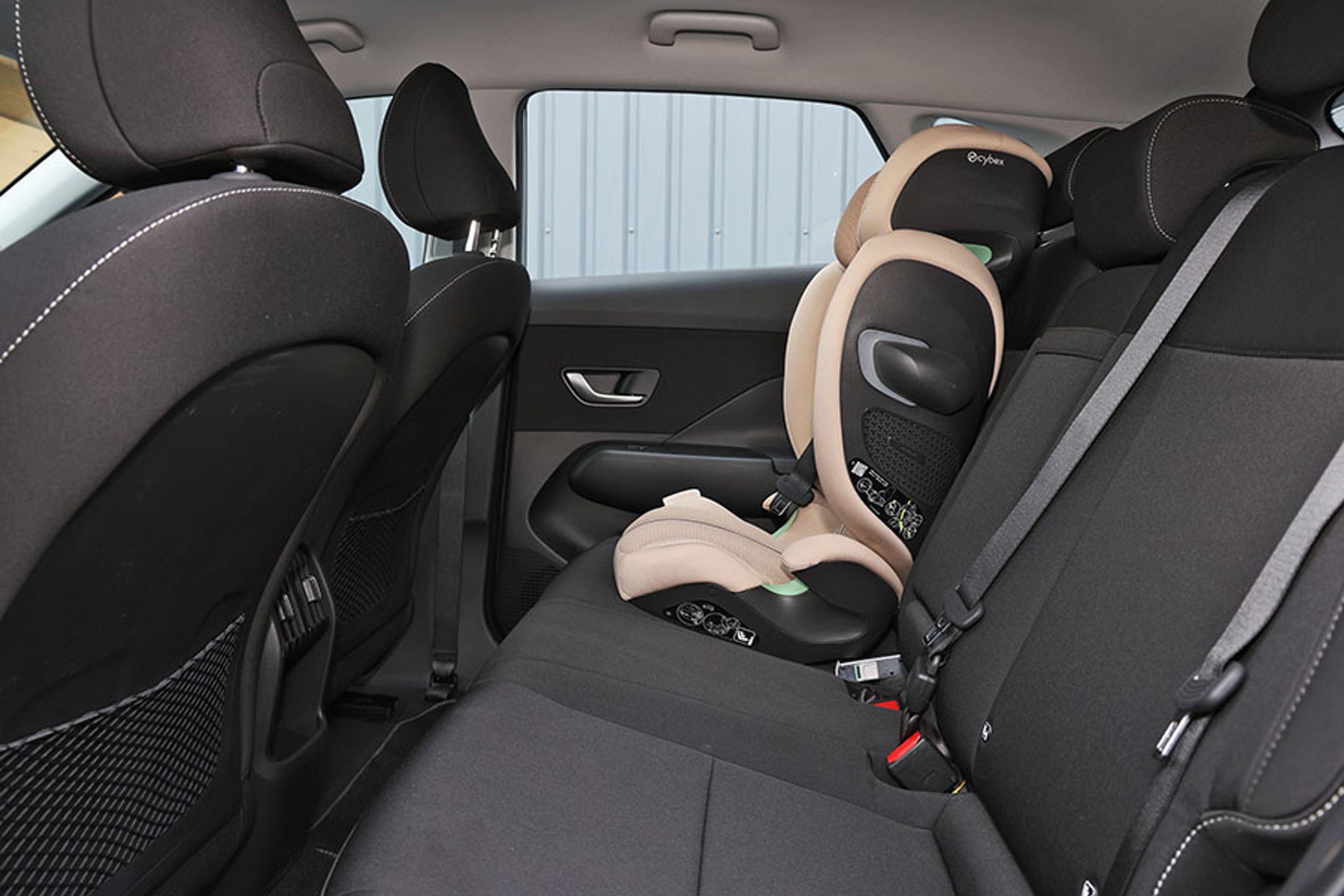 Der er plads nok, men Kona blandt de mindre rummelige modeller, så er plads vigtig, bør du overveje en af konkurrenterne.