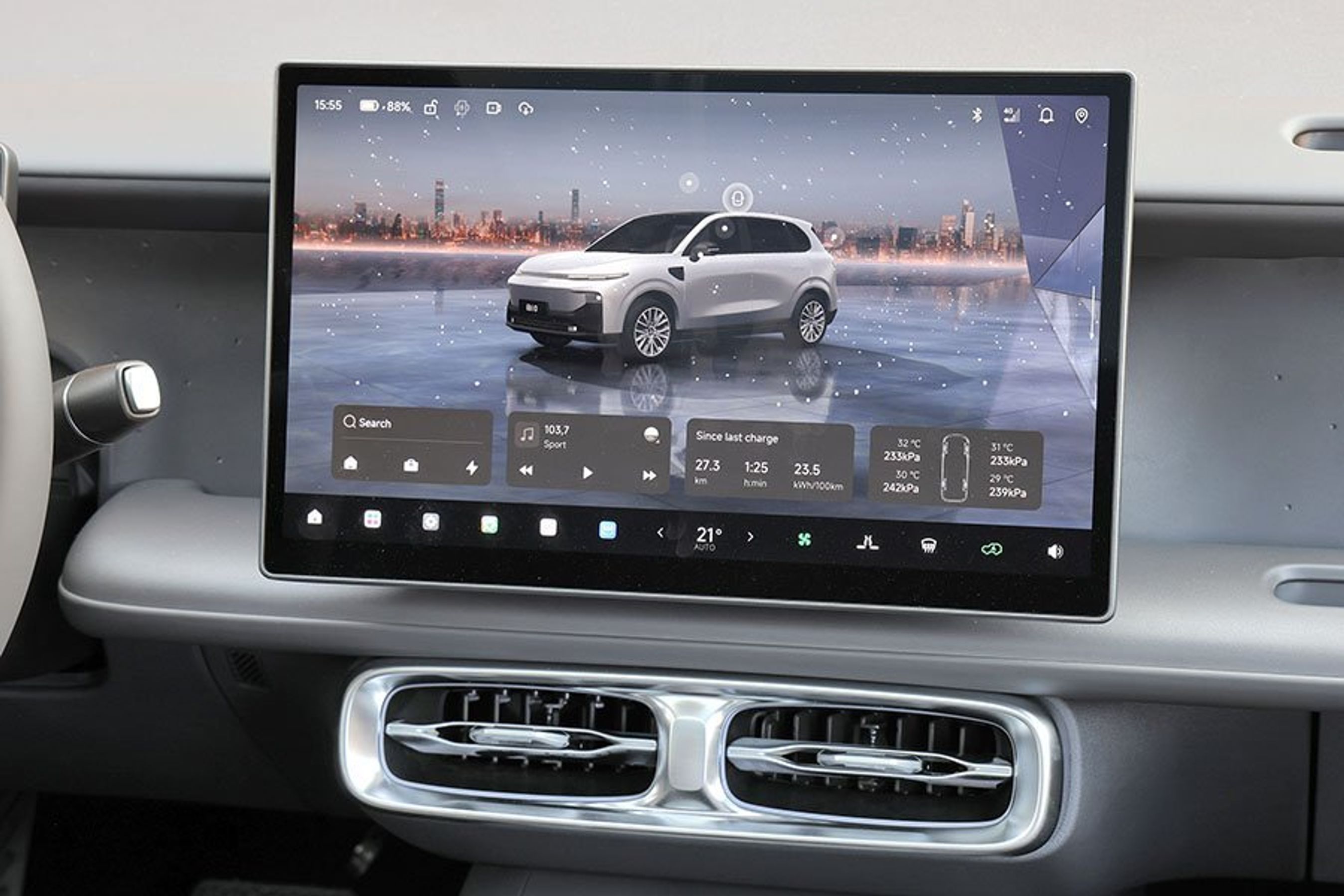 Stor skærm i en Leapmotor B10