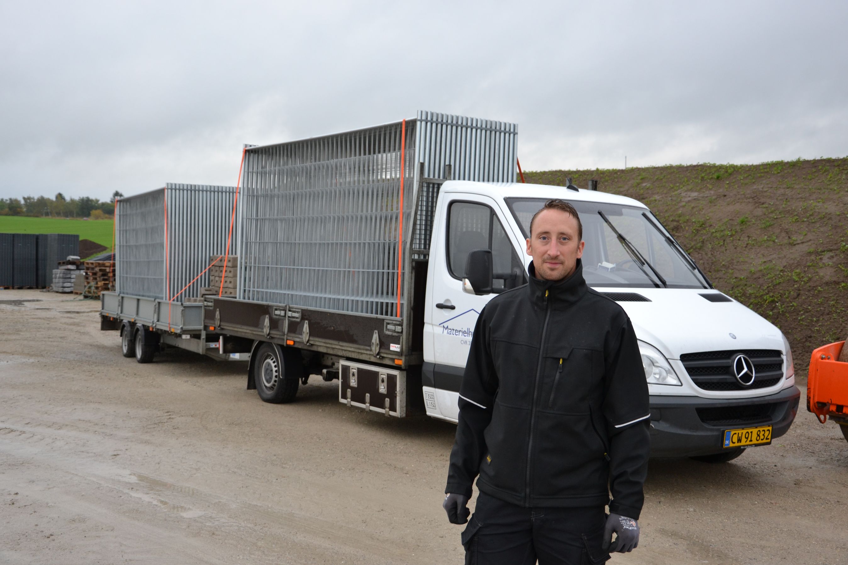 Michael Friis måtte vente seks uger på komme til køreprøve, så han kunne køre med trailer for sin arbejdsplads.