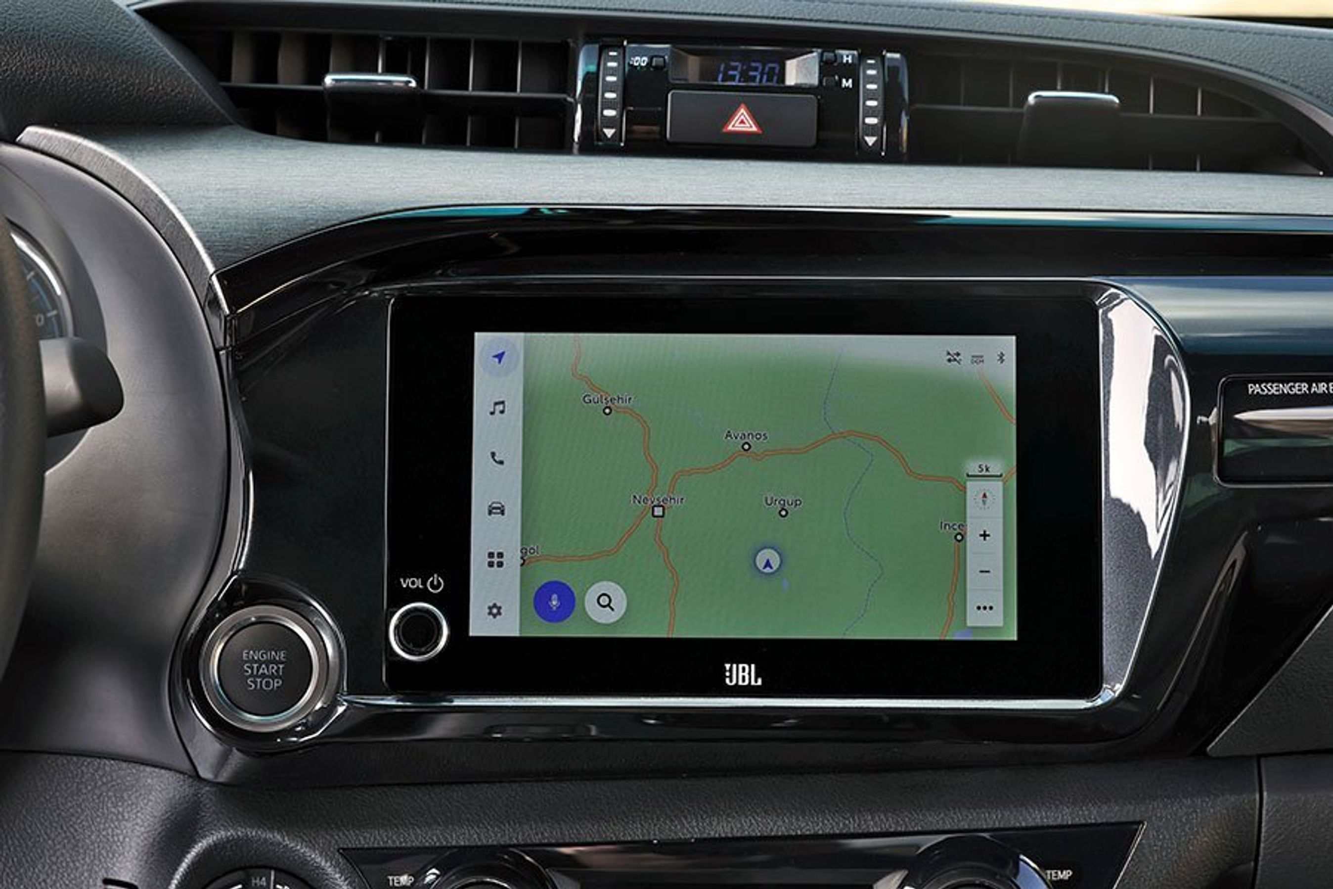 Skærm i en Toyota Hilux