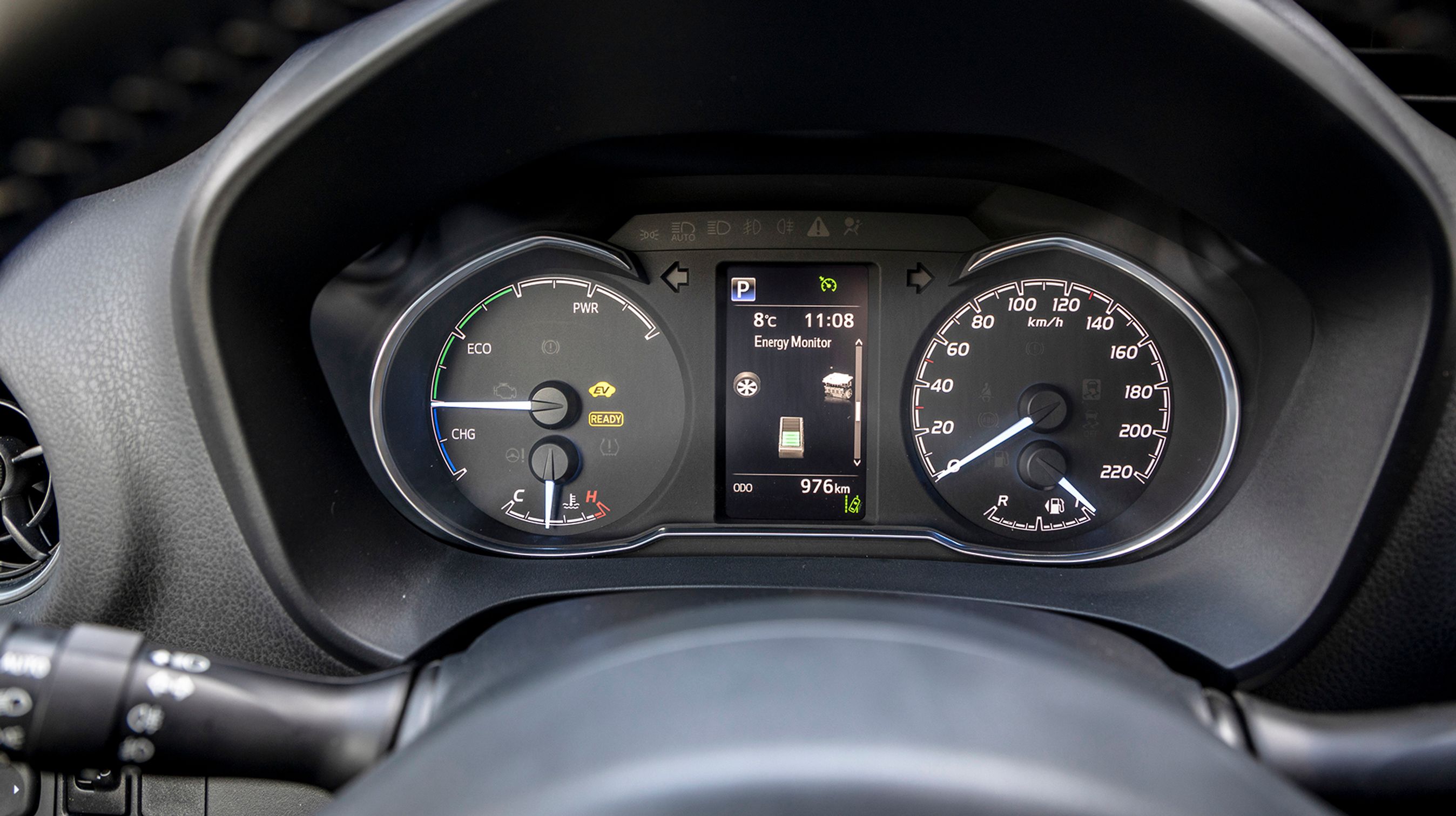 Der er ikke digitale instrumenter i Yaris GR Sport.