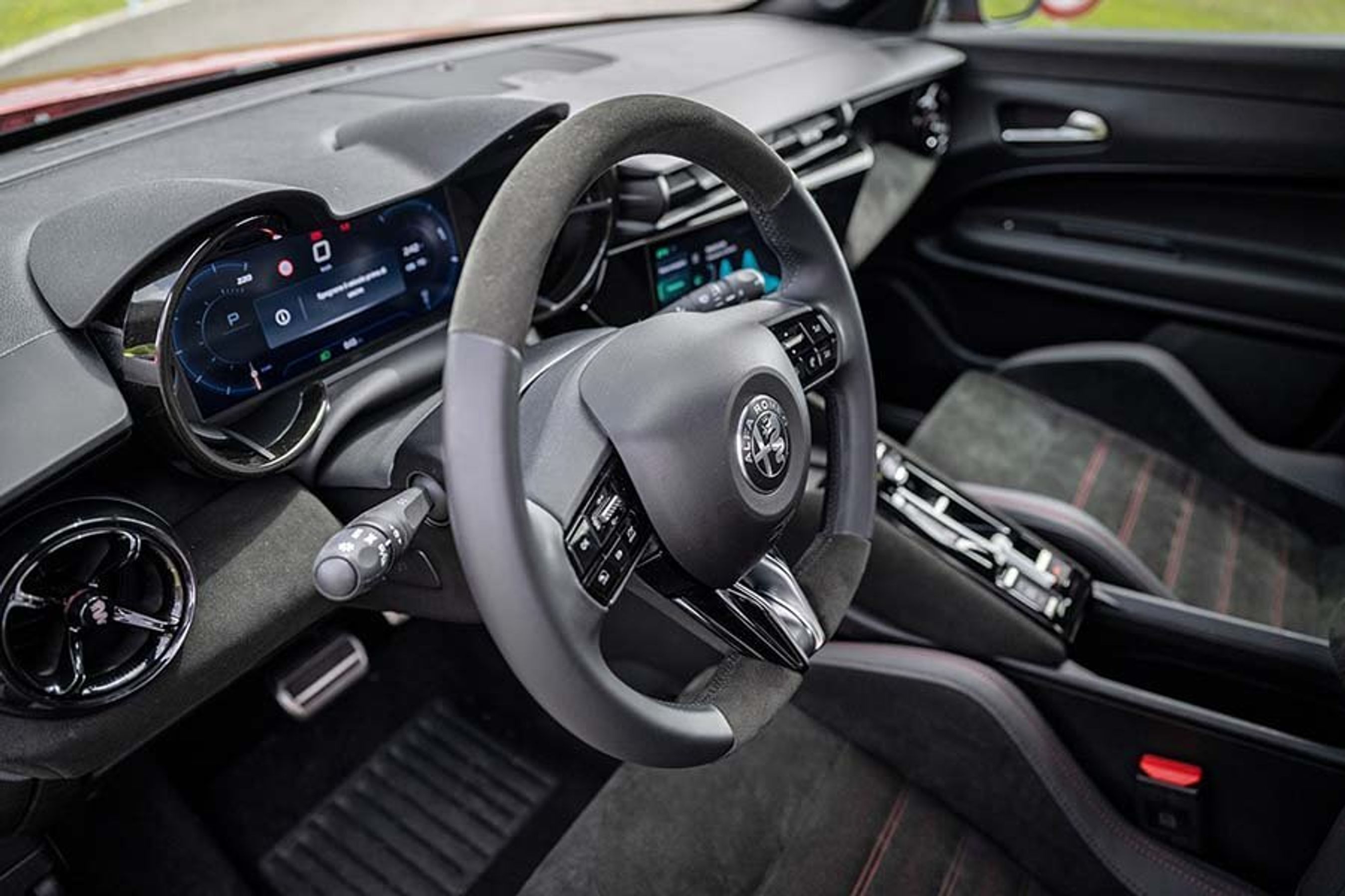 Førerpladsen i en Alfa Romeo Junior