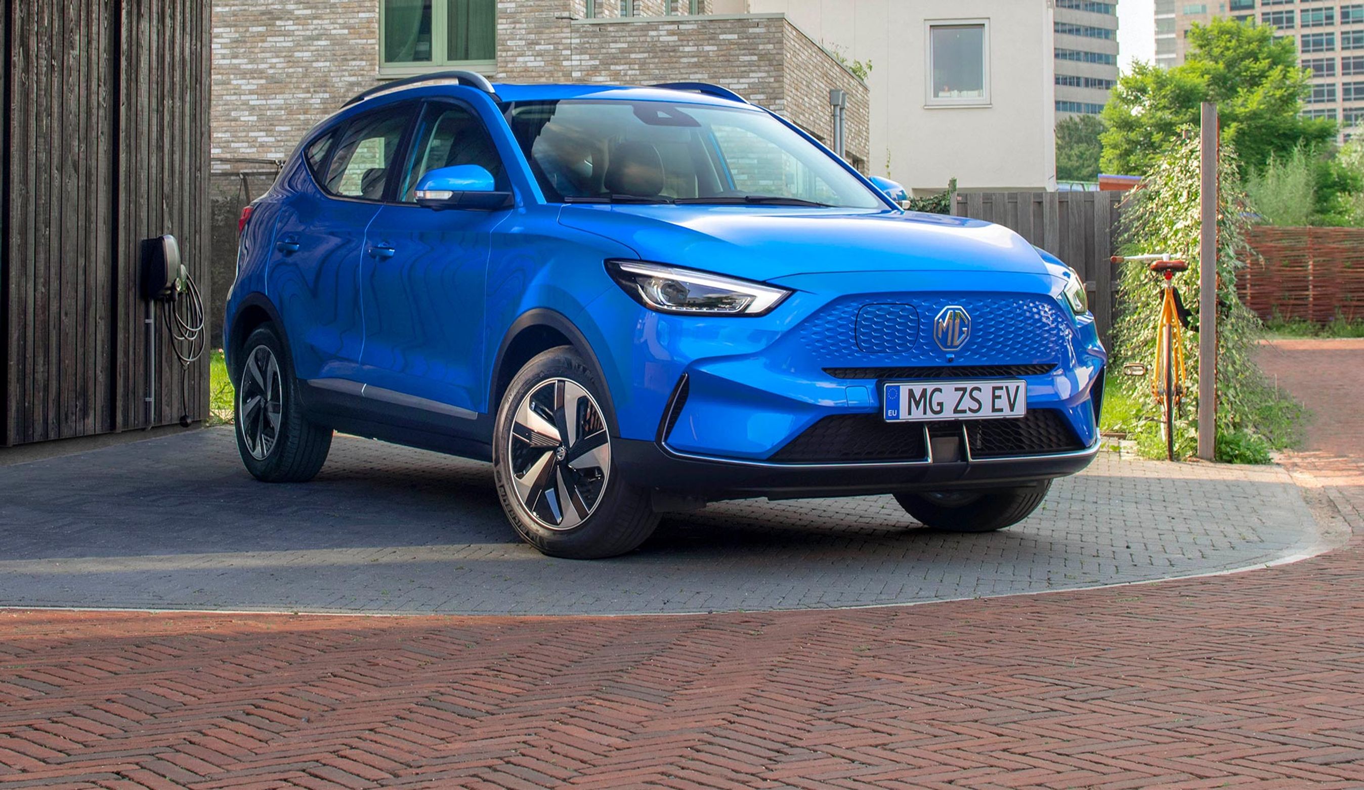 MG ZS kommer nu med et mindre batteri - men trods alt større end helt oprindeligt.