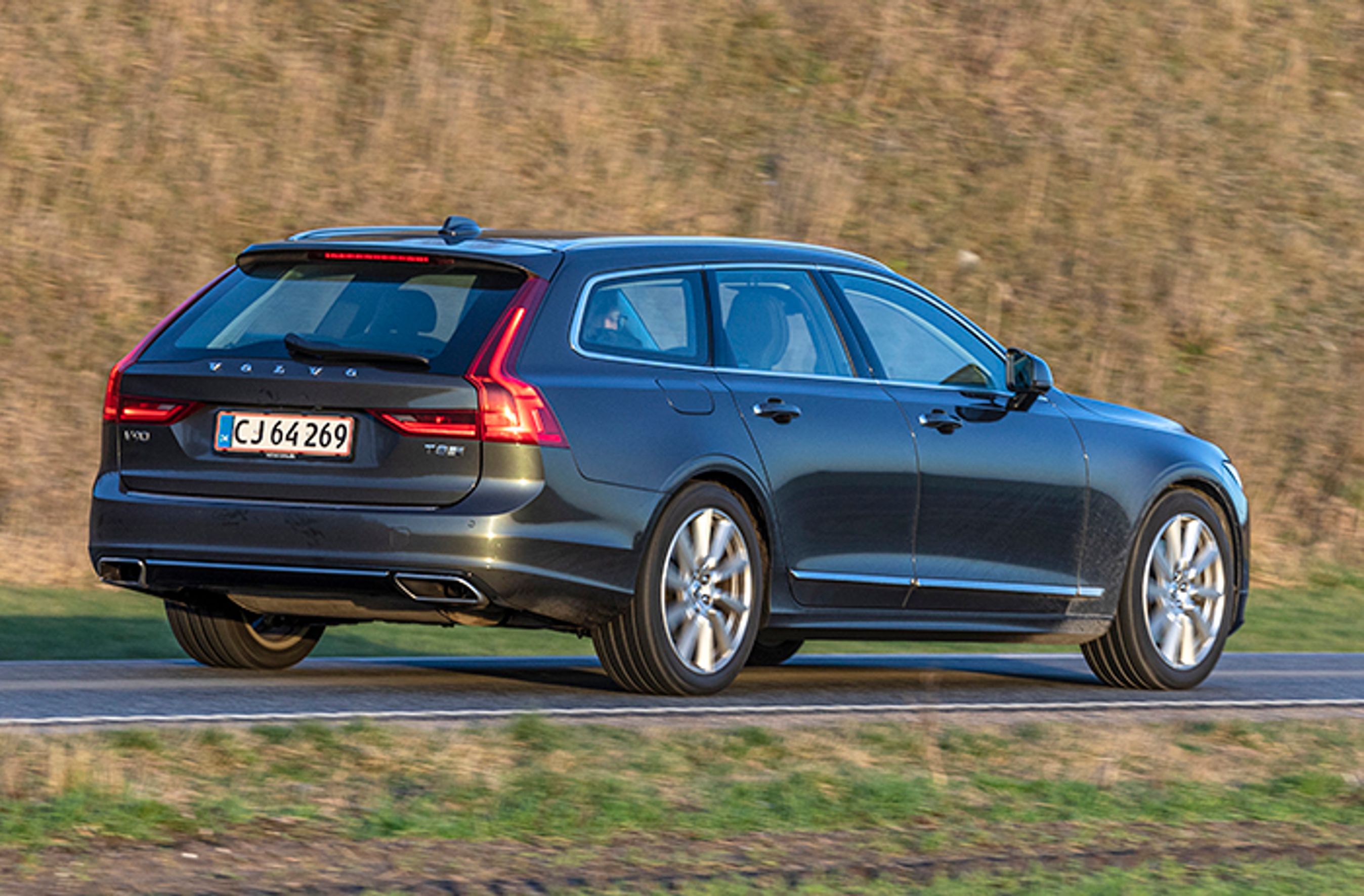 Volvo V90 bagfra