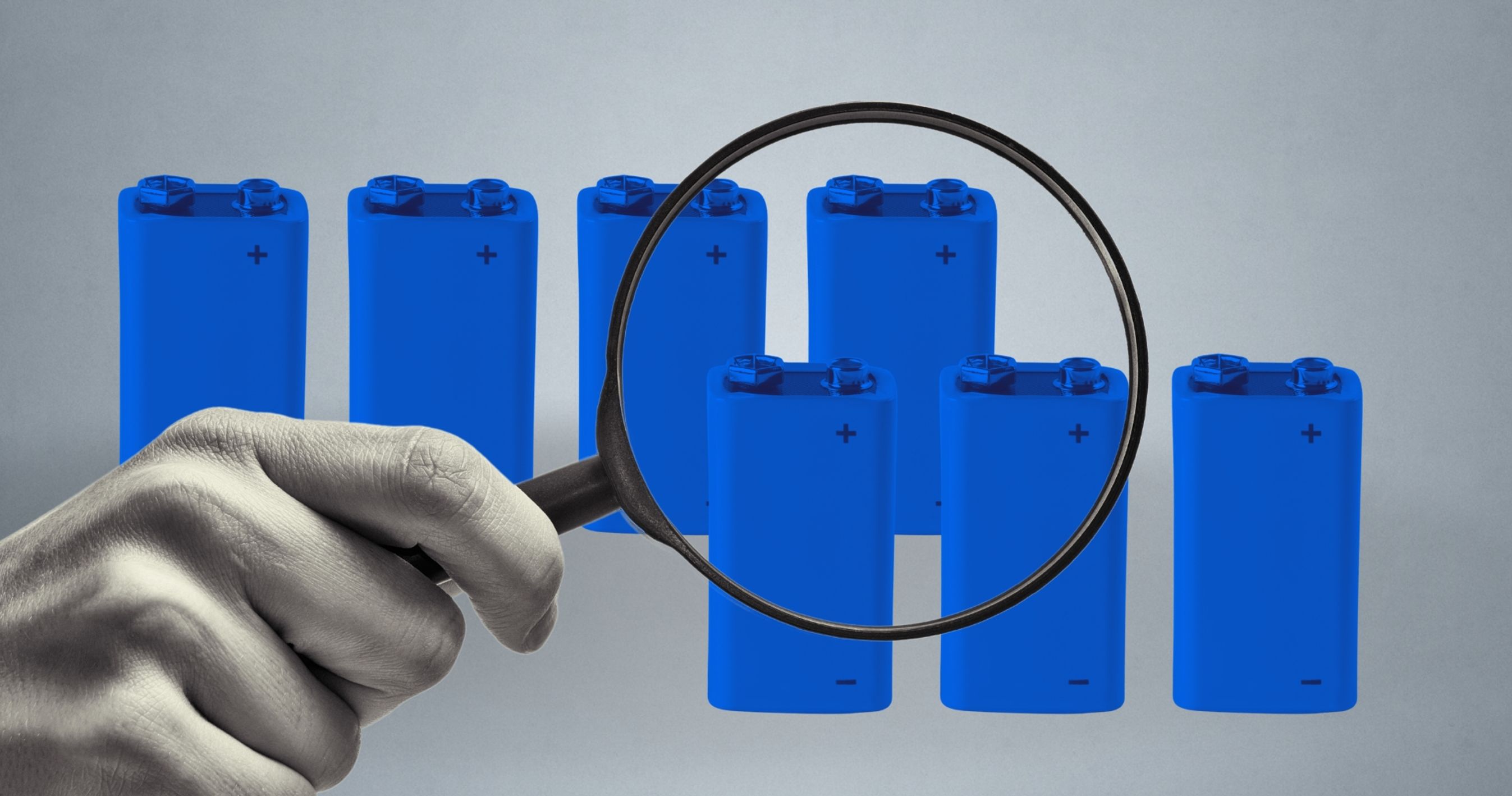 Illustration med batteri-ikoner og forstørrelsesglas