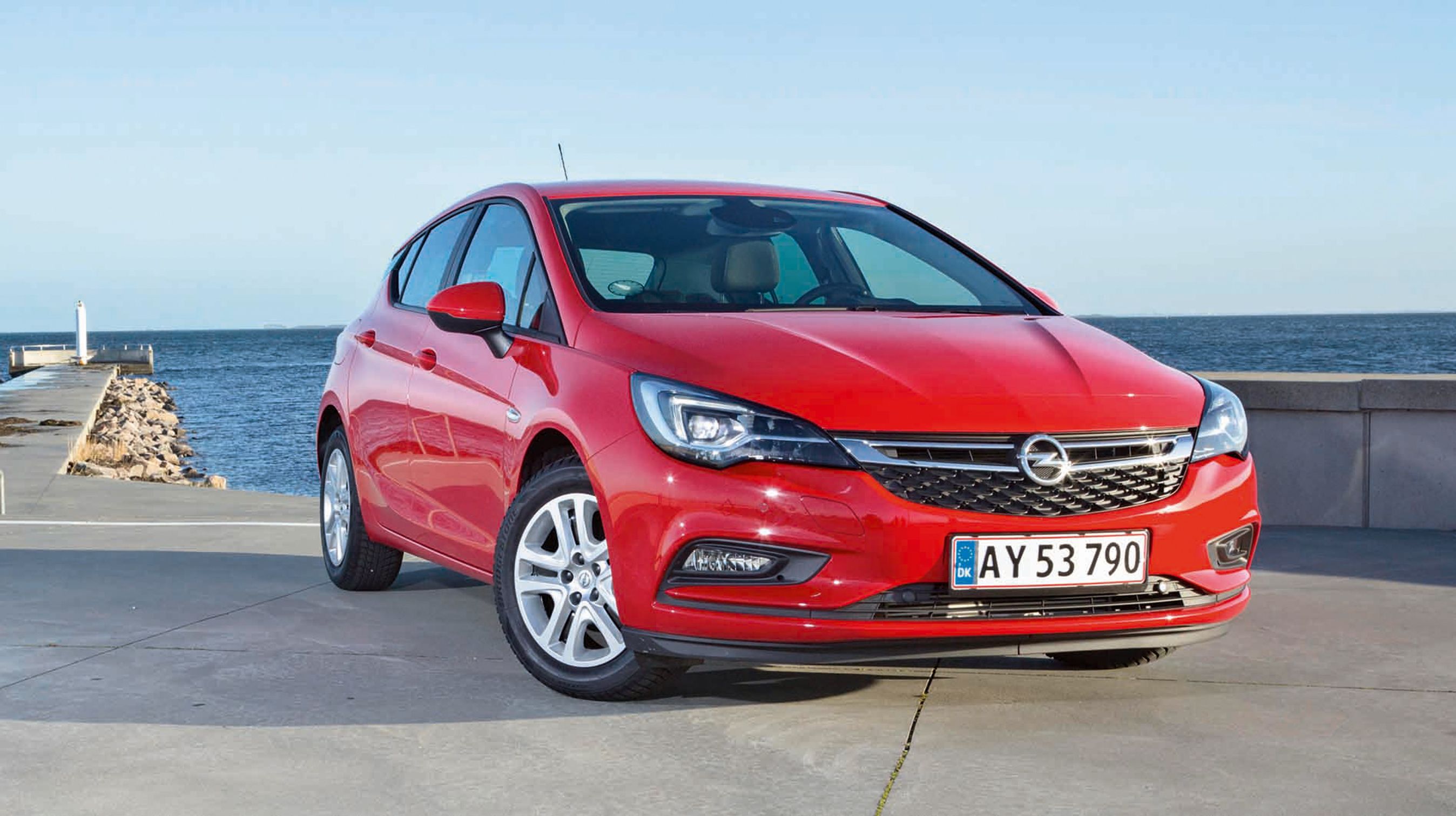 Opel Astra byder på stor fornyelse på stort set alle områder inklusive et flot, frisk design.