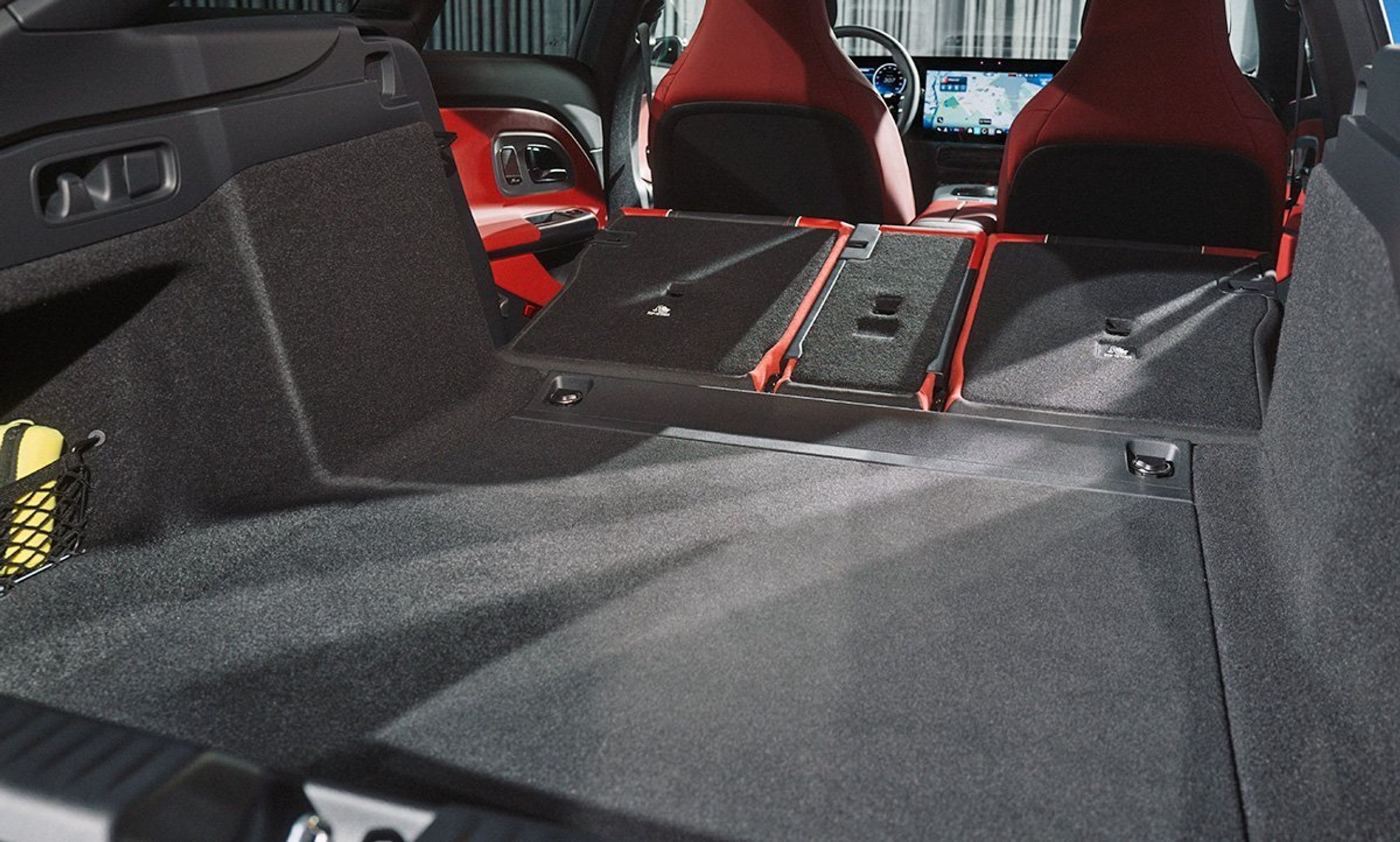 Baaggerummet i CLA Shooting Brake med nedfoldet bagsæde.