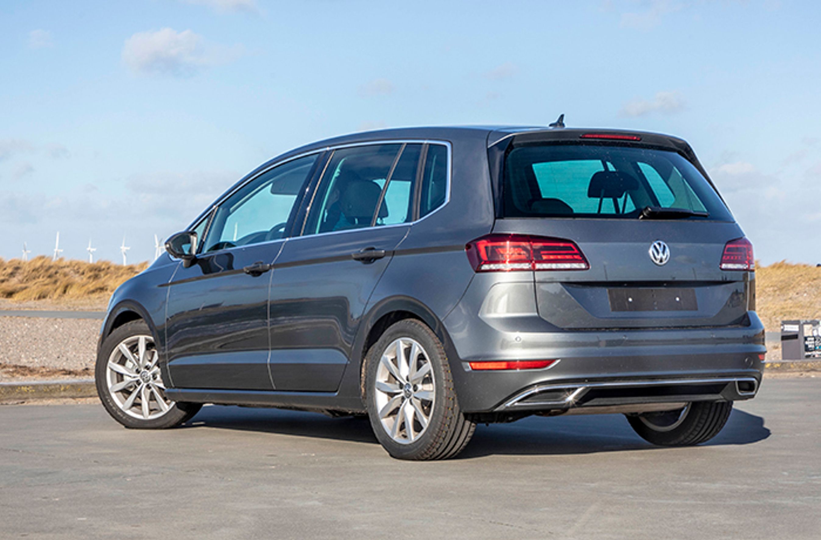 VW Golf Sportsvan set bagfra