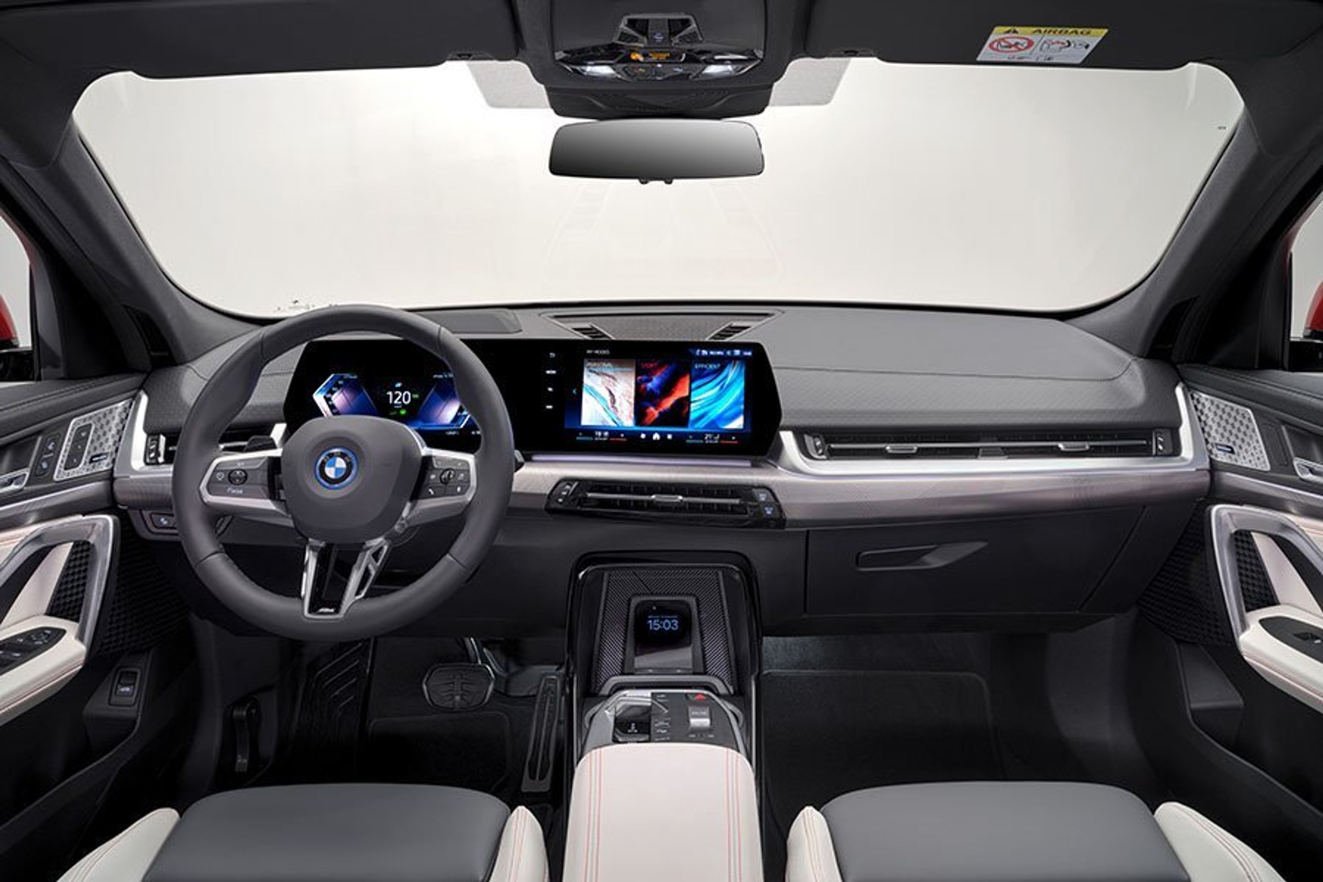Kabinen i en BMW iX2