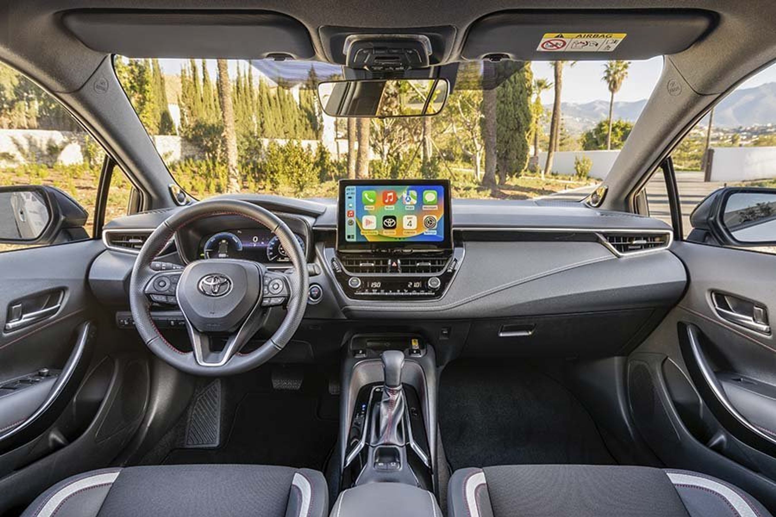 Kabine med stor skærm i Toyota Corolla