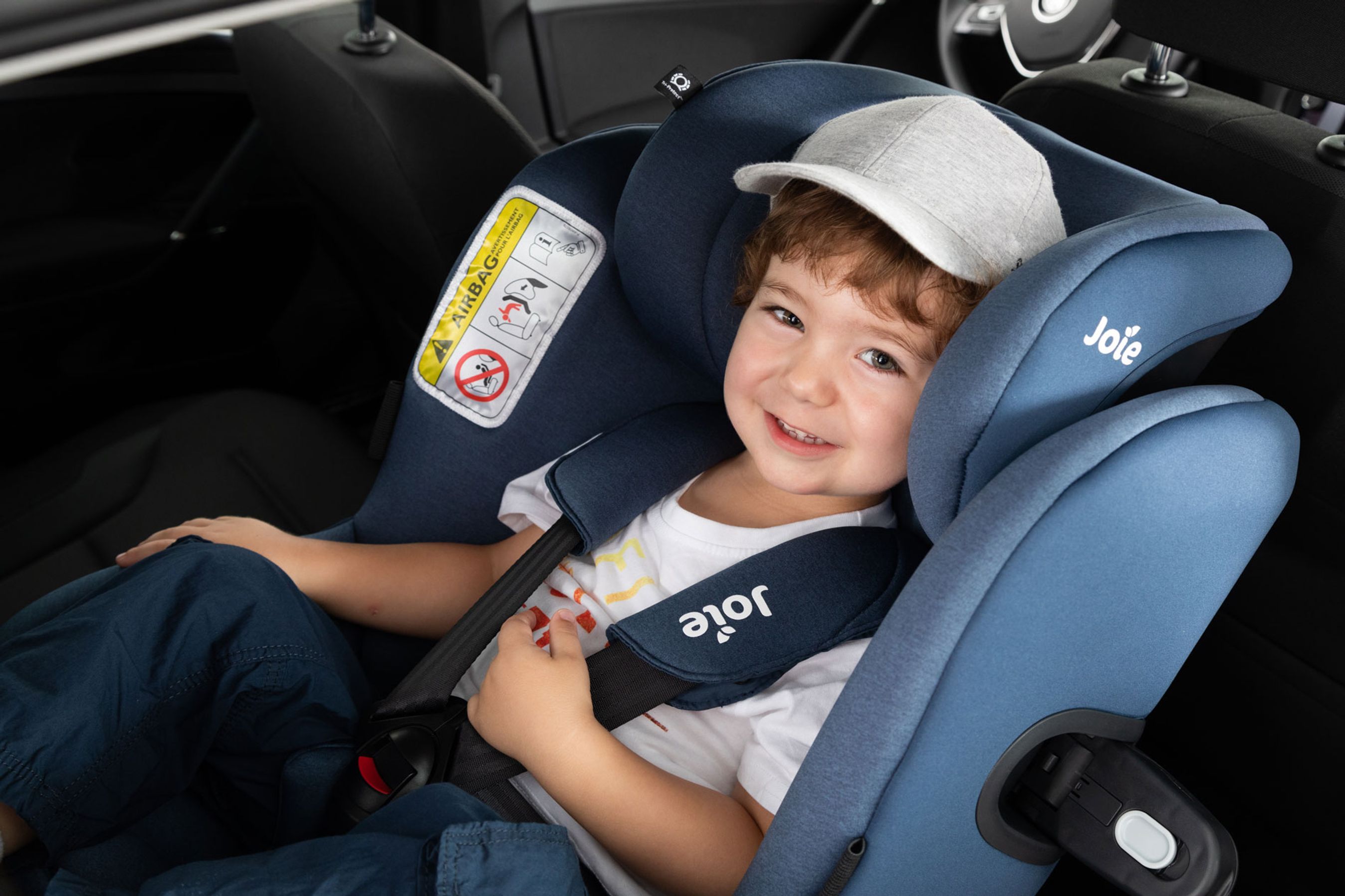 Ny test af 20 autostole viser, at sikkerheden langt hen ad vejen er i top.