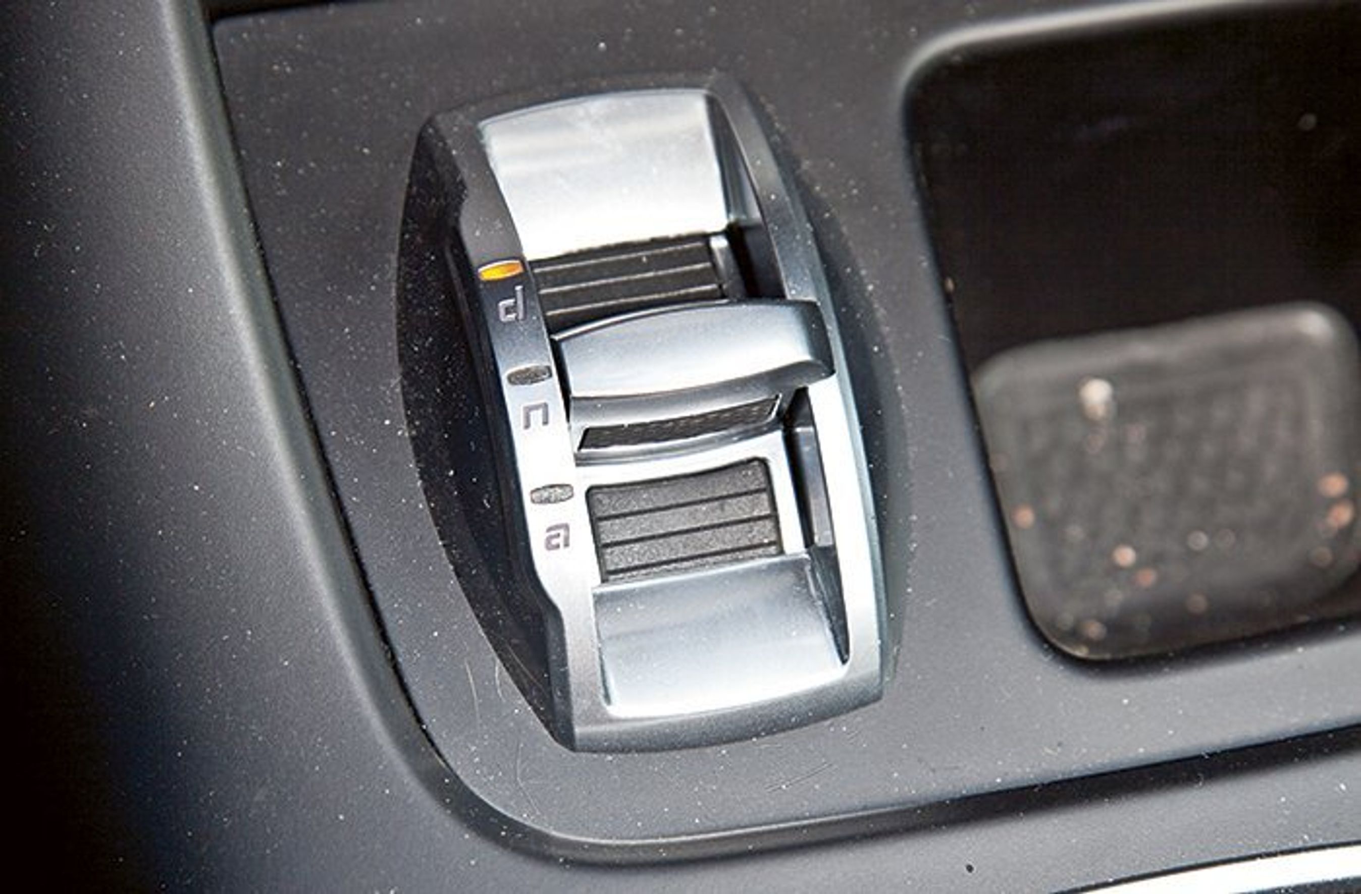 En DNA-knap giver dig mulighed for at bestemme, hvor sportsligt eller økonomisk Alfa Romeo Giulietta skal køre