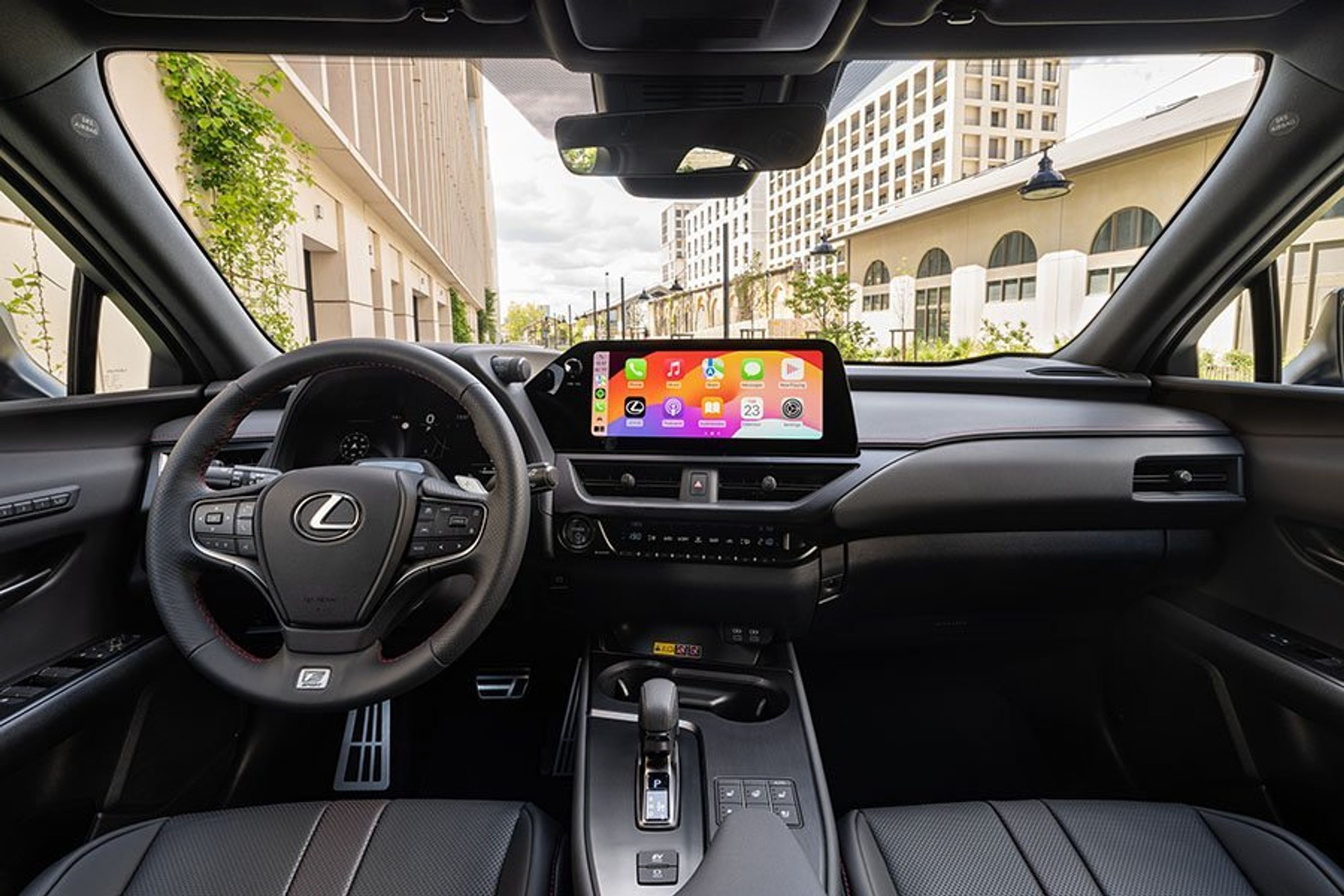 Kabinen i en Lexus UX