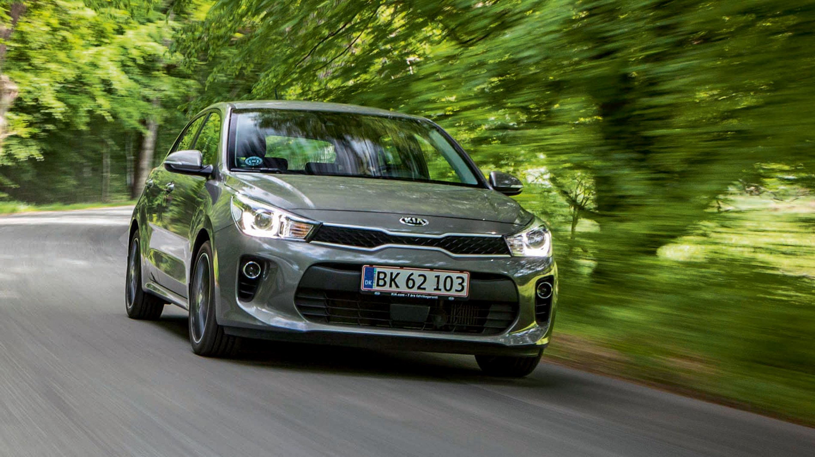 Kia Rio set forfra