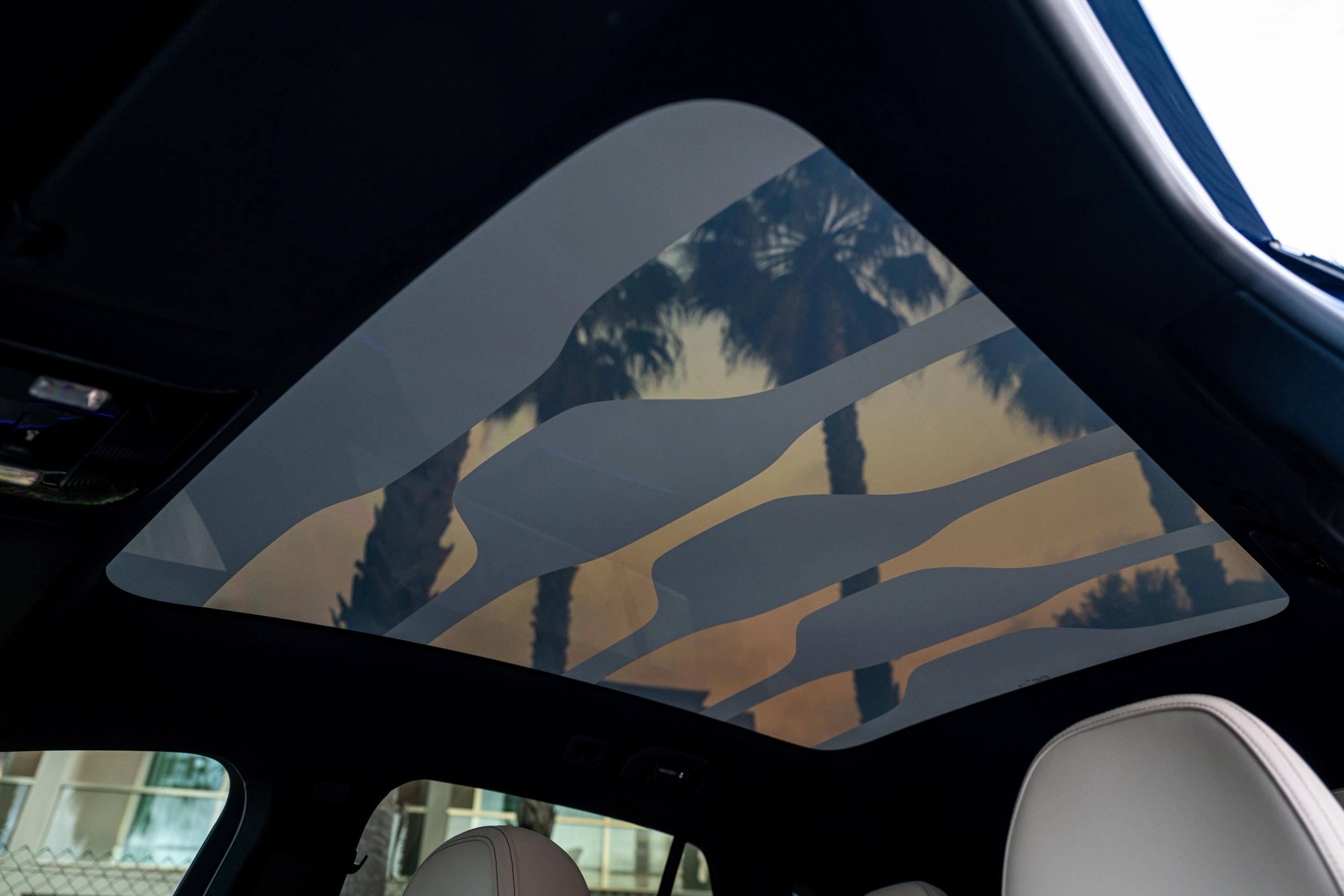 Glastag er ekstraudstyr i en Mercedes-Benz GLC