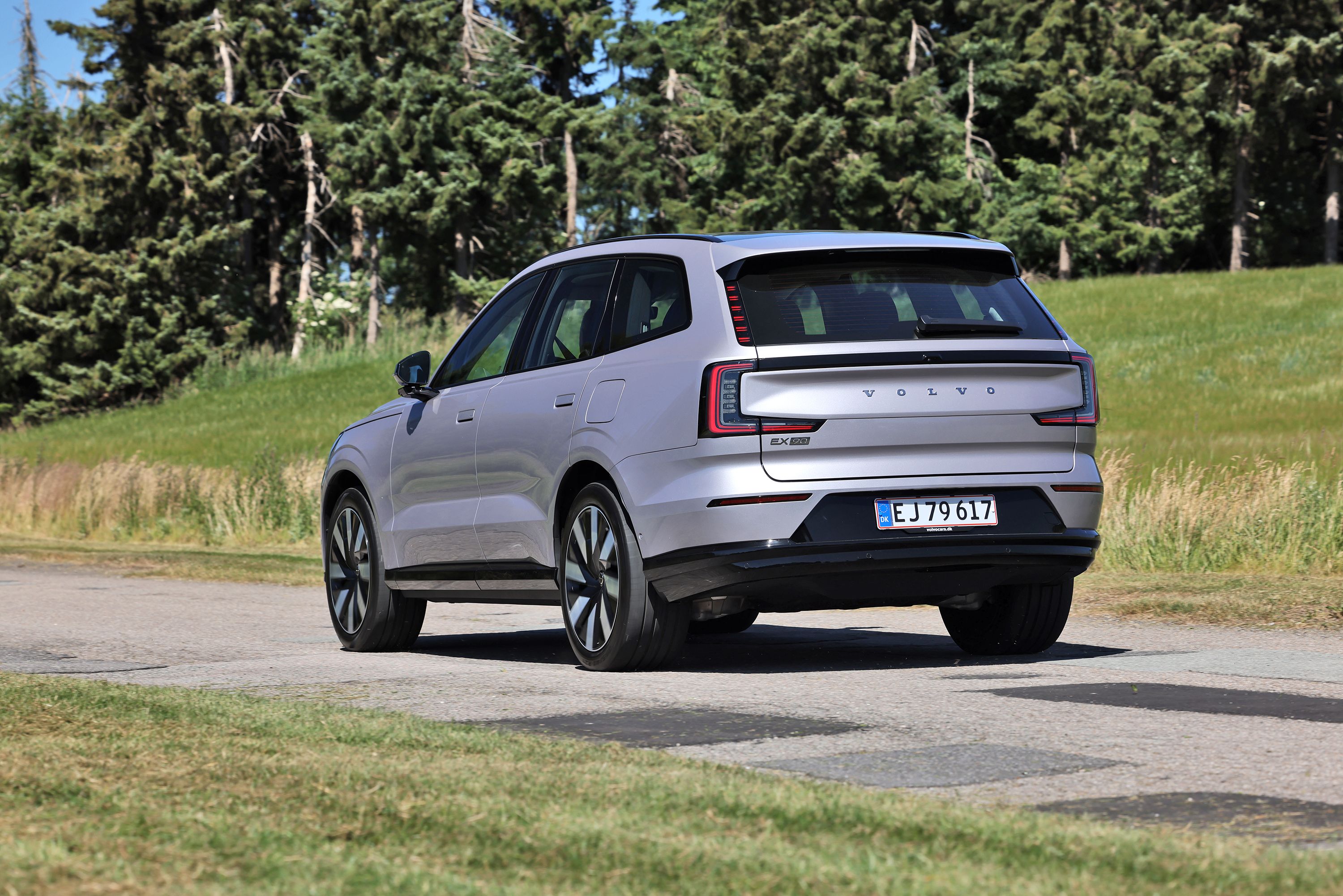 Volvo EX90 set bagfra