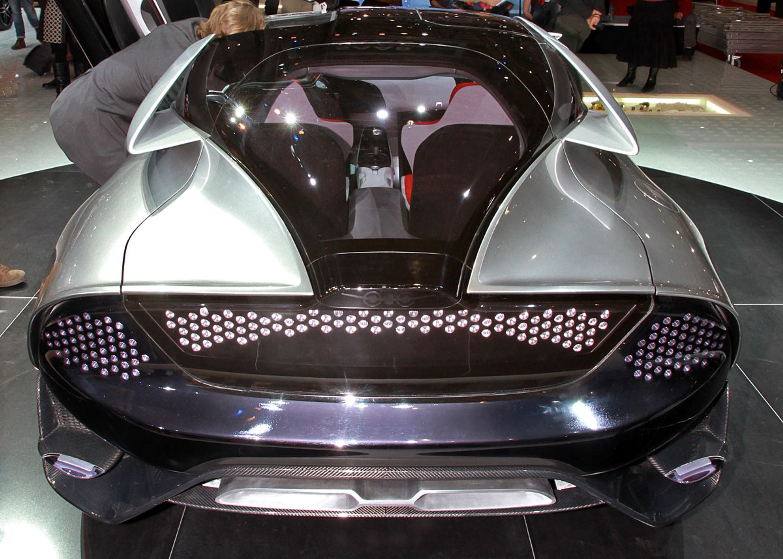 Her oppe fra fornemmes elementer fra den oprindelige 9-2.