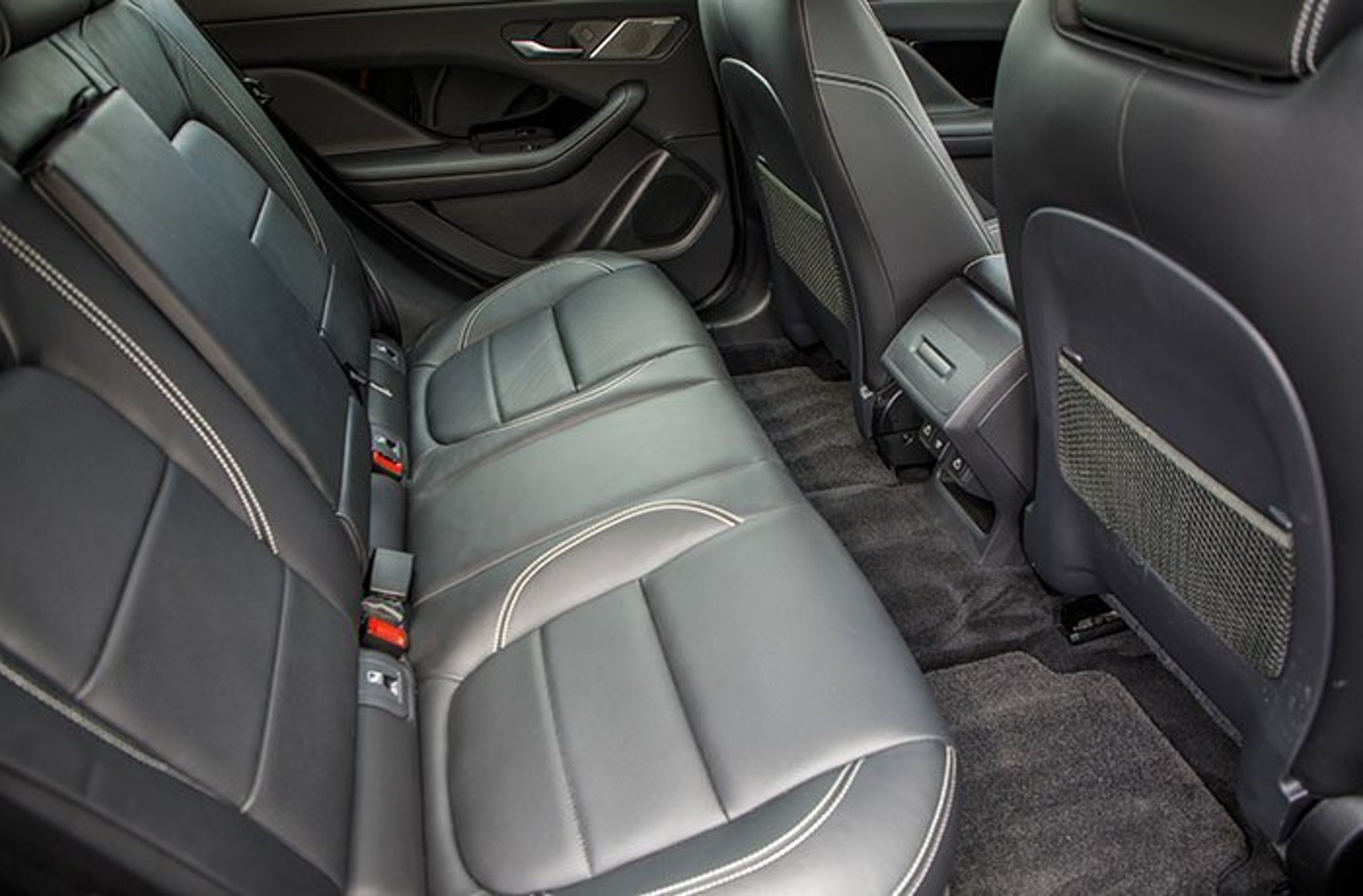 Jaguar I-Pace bagsæde