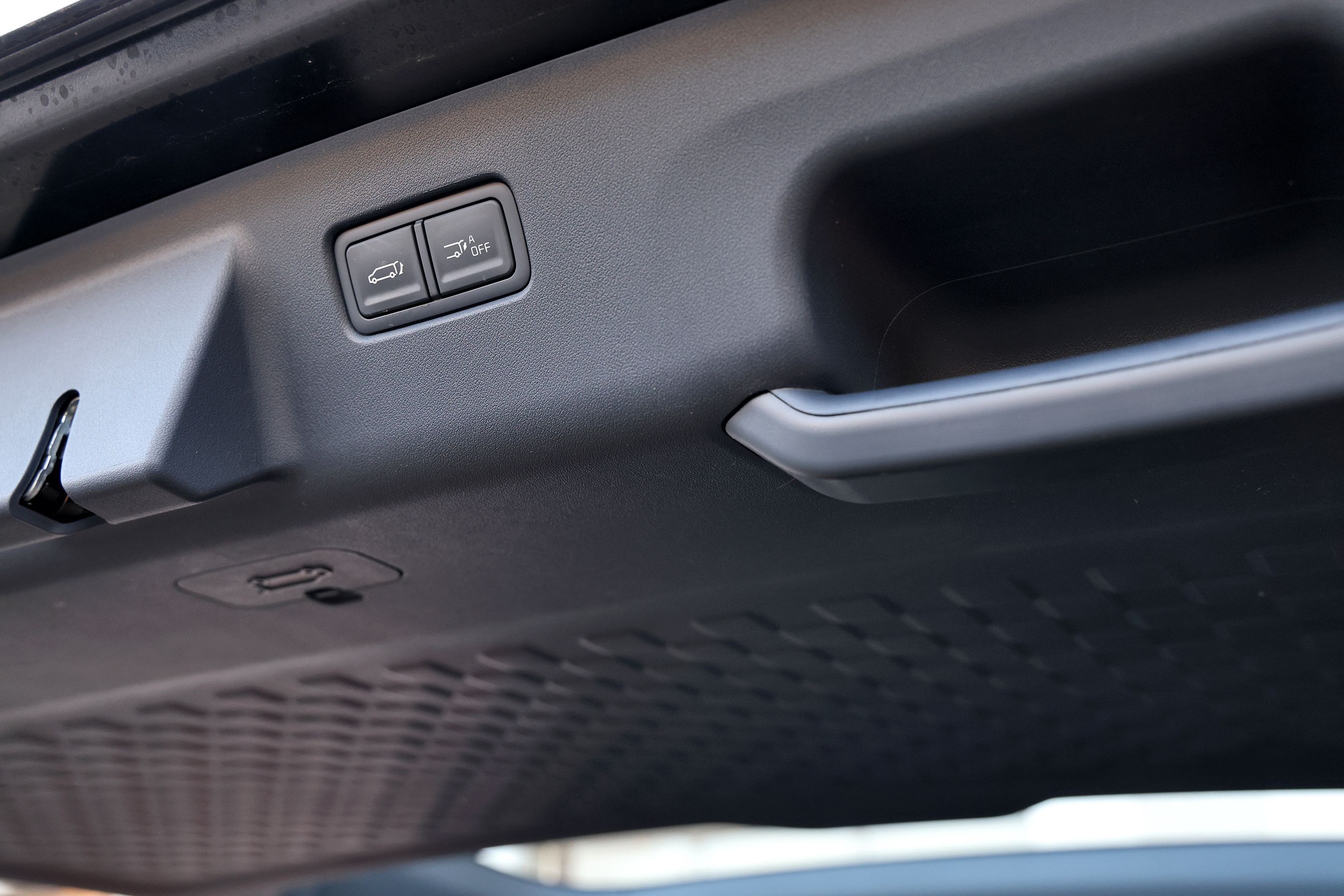 Knapper til elbagklap på en Kia PV5