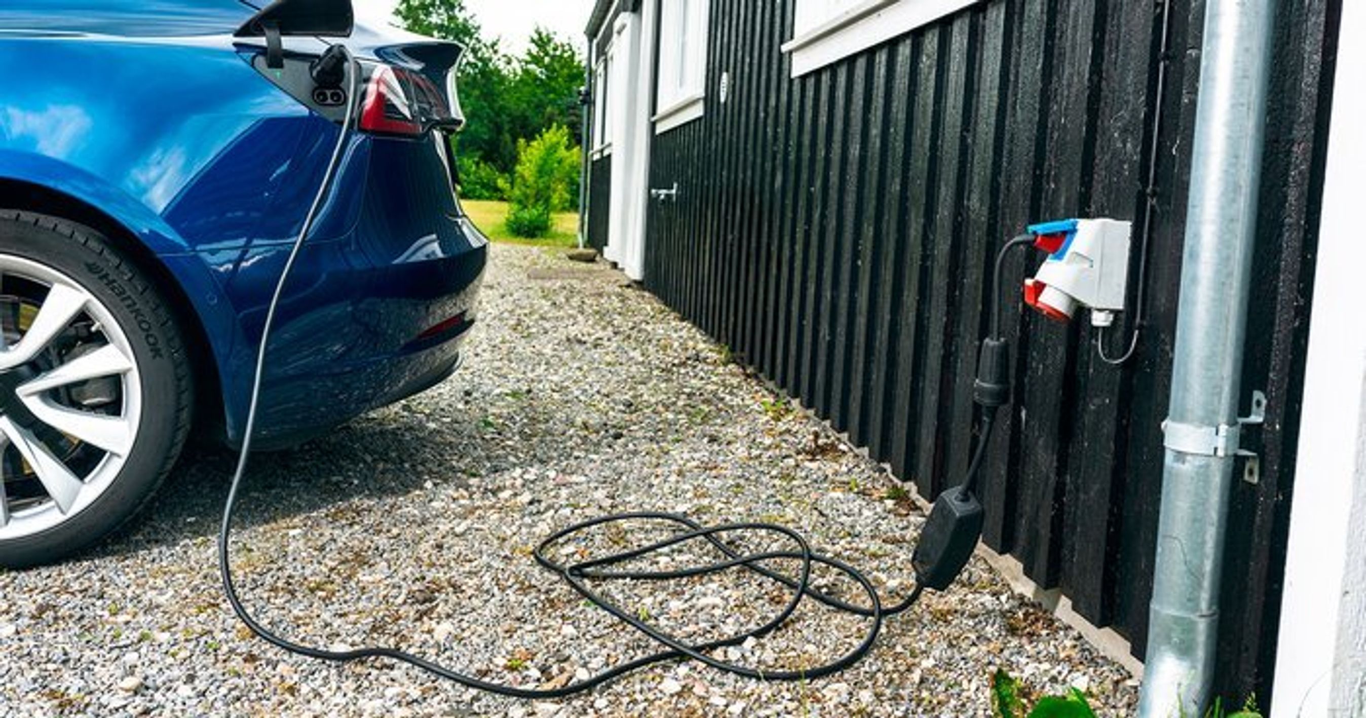 Nødlader ved sommerhus