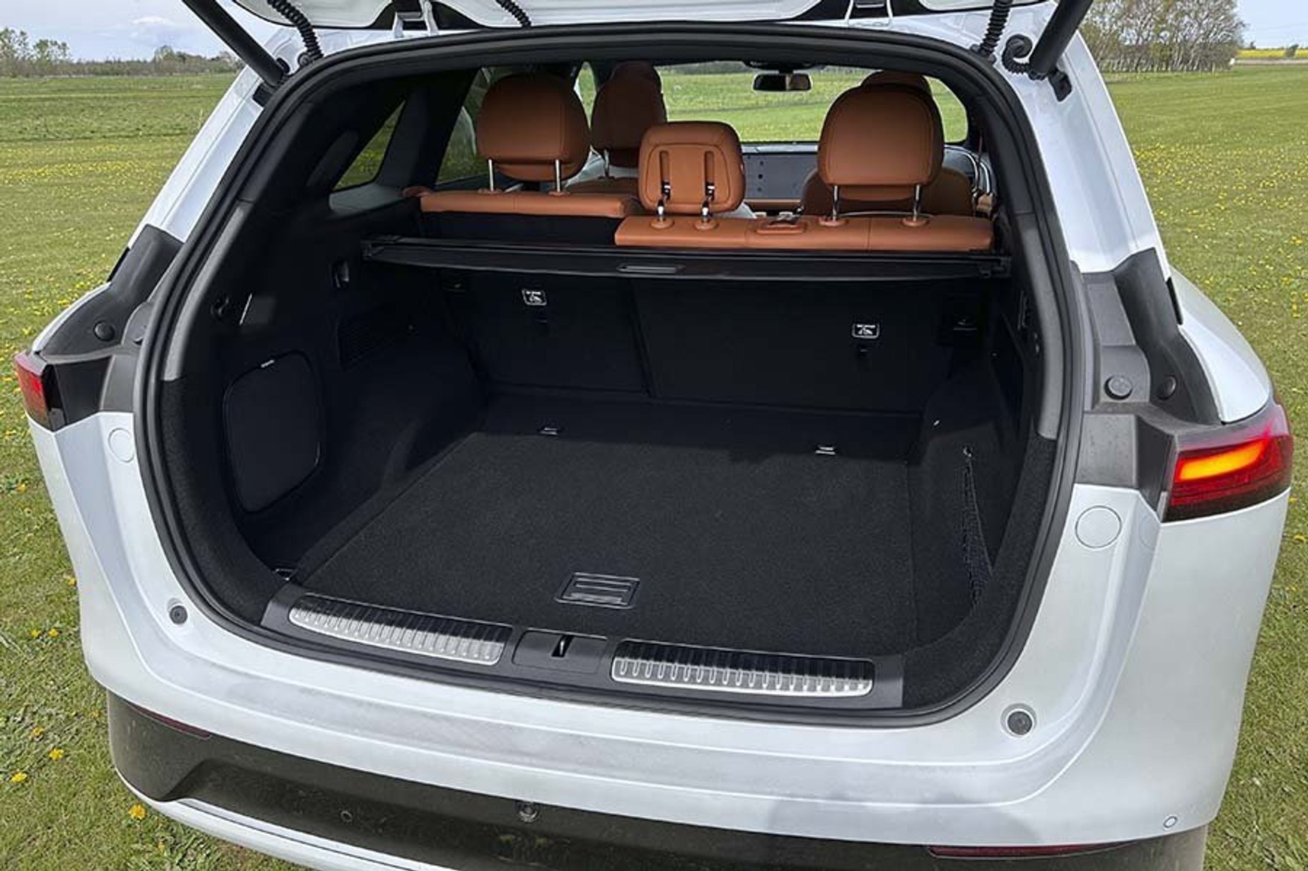 Stort bagagerum i en Xpeng G9