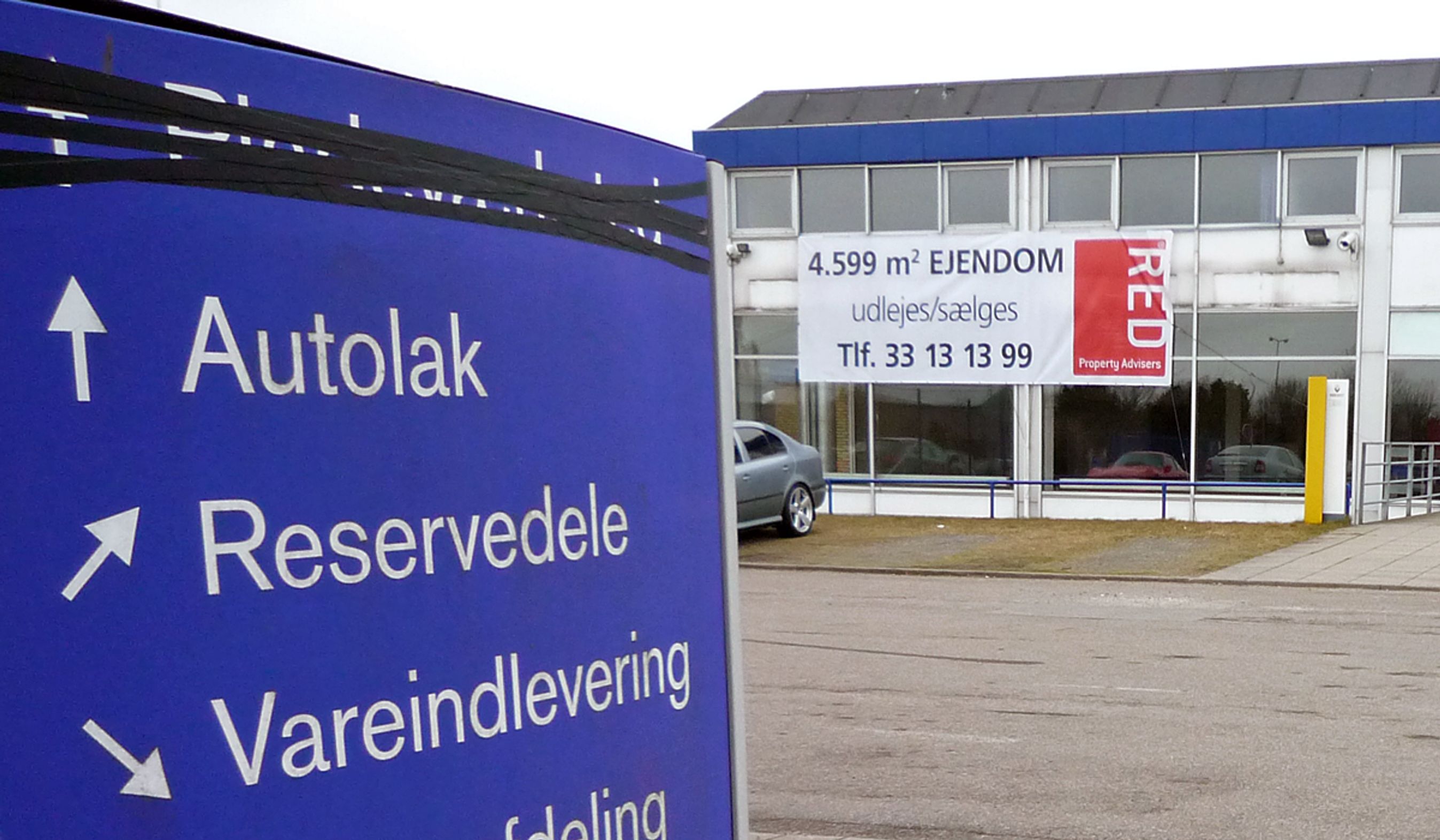 152 bil- og motorcykelforhandlere måtte dreje nøglen om i 2012.