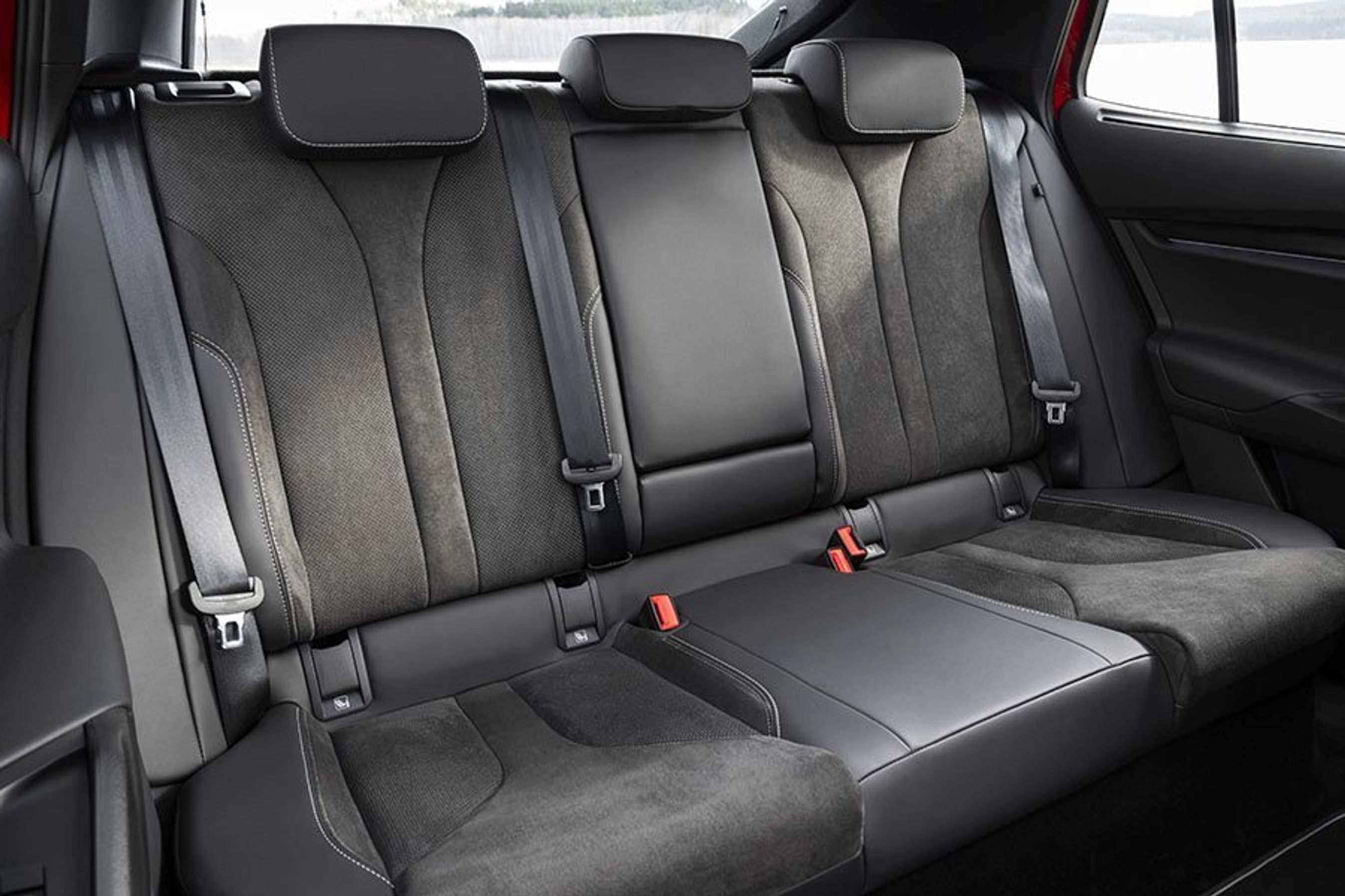 Bagsæde i en Skoda Enyaq