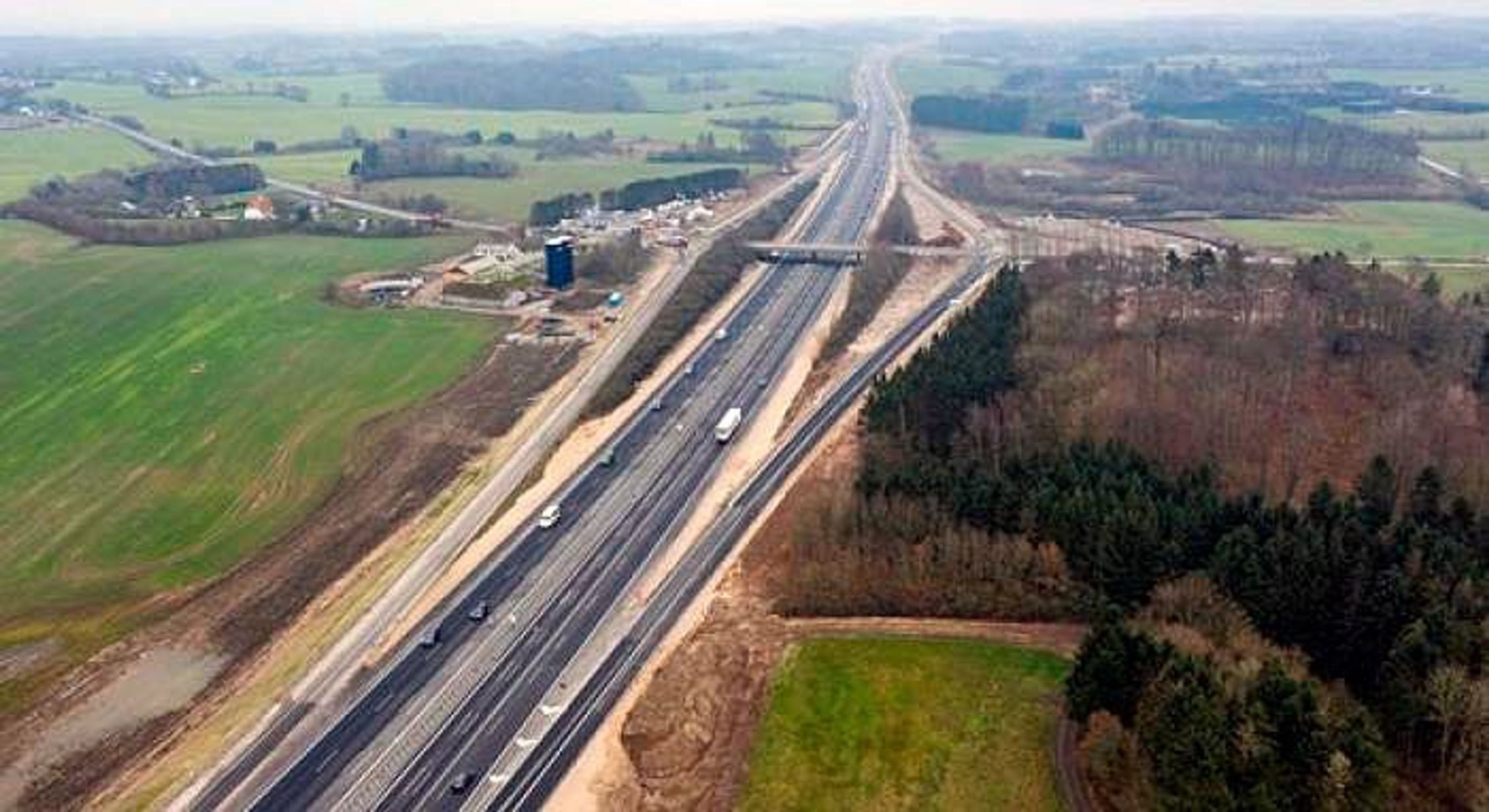 Fynske Motorvej har nu fået seks spor på yderligere 12 km.